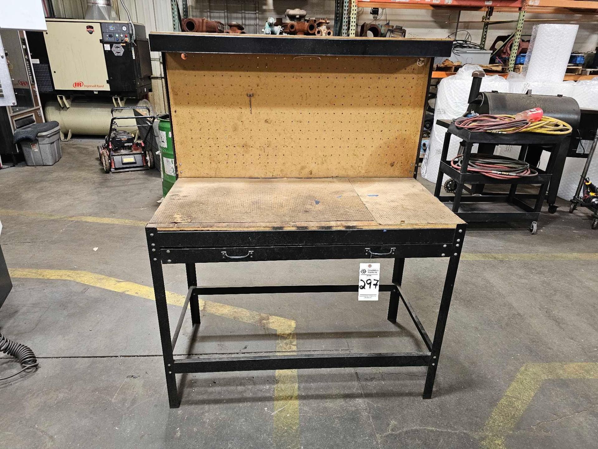 WOOD TOP WORKBENCH WITH PEGBOARD BACK