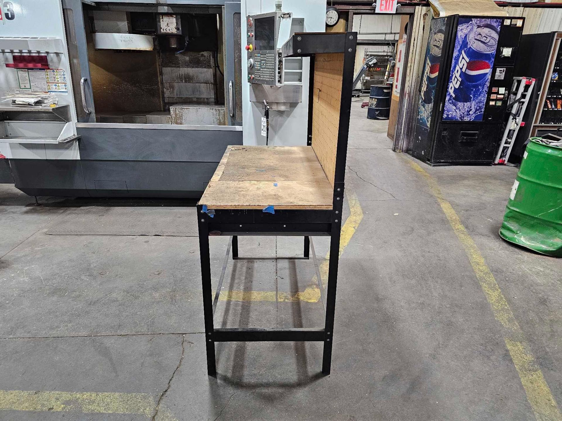 WOOD TOP WORKBENCH WITH PEGBOARD BACK - Image 2 of 4