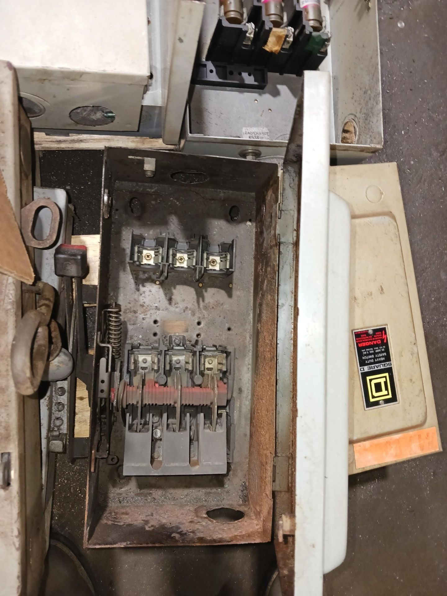 SAFETY SWITCH BOXES - Image 3 of 3