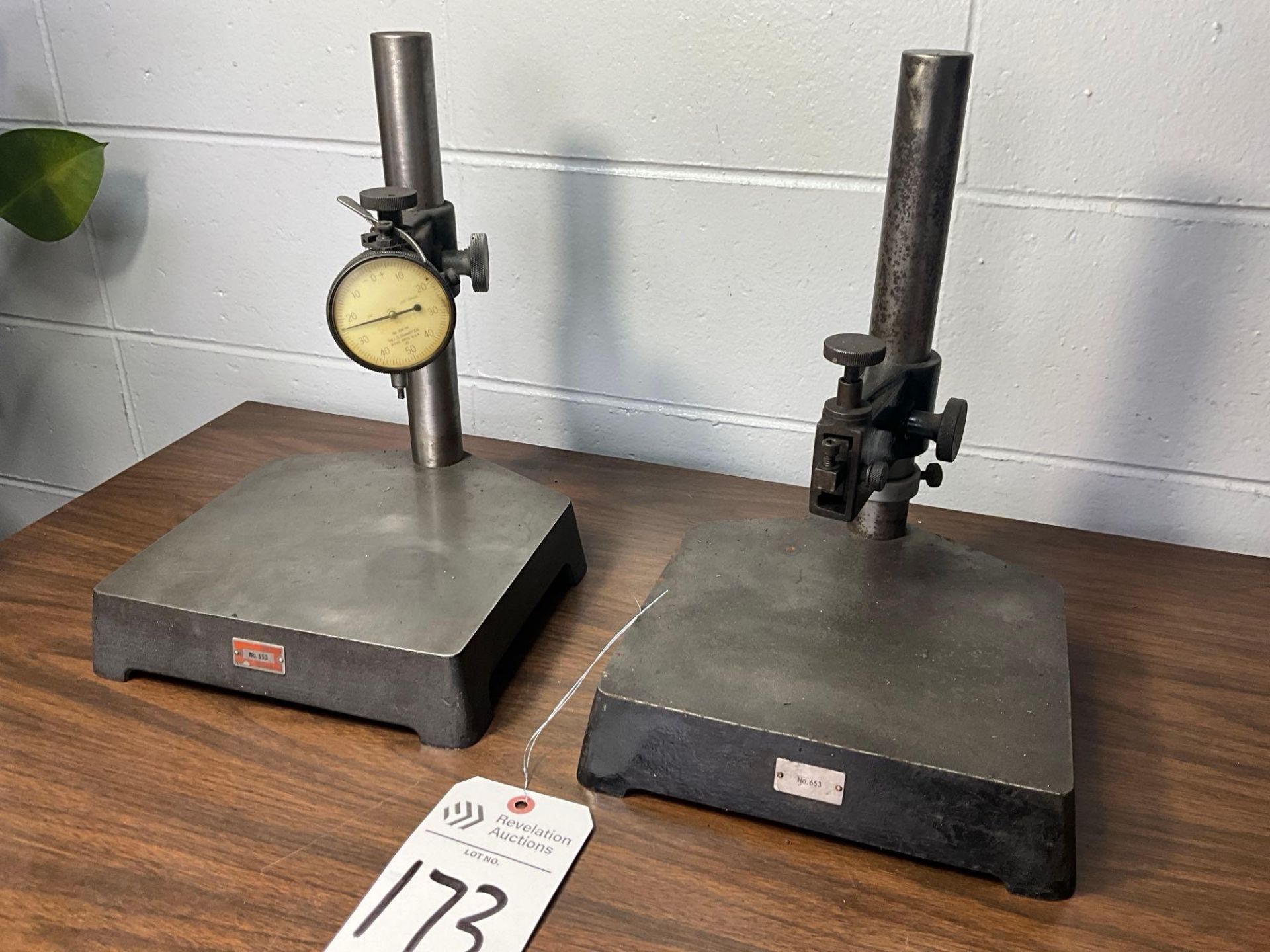 (2) STEEL BASE DIAL INDICATOR STANDS - Image 2 of 4