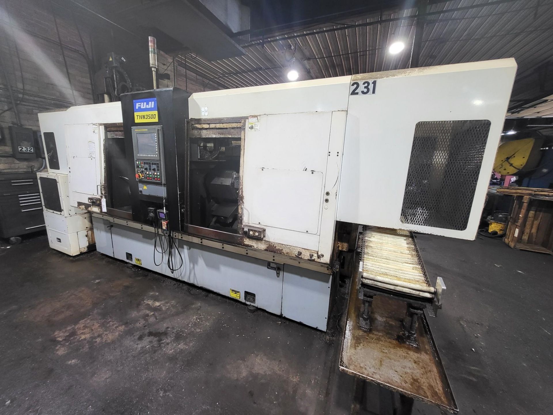 2007 FUJI TNW-35TR 6-AXIS TWIN SPINDLE LIVE TOOL LATHE W/ GANTRY ROBOT - Image 3 of 25