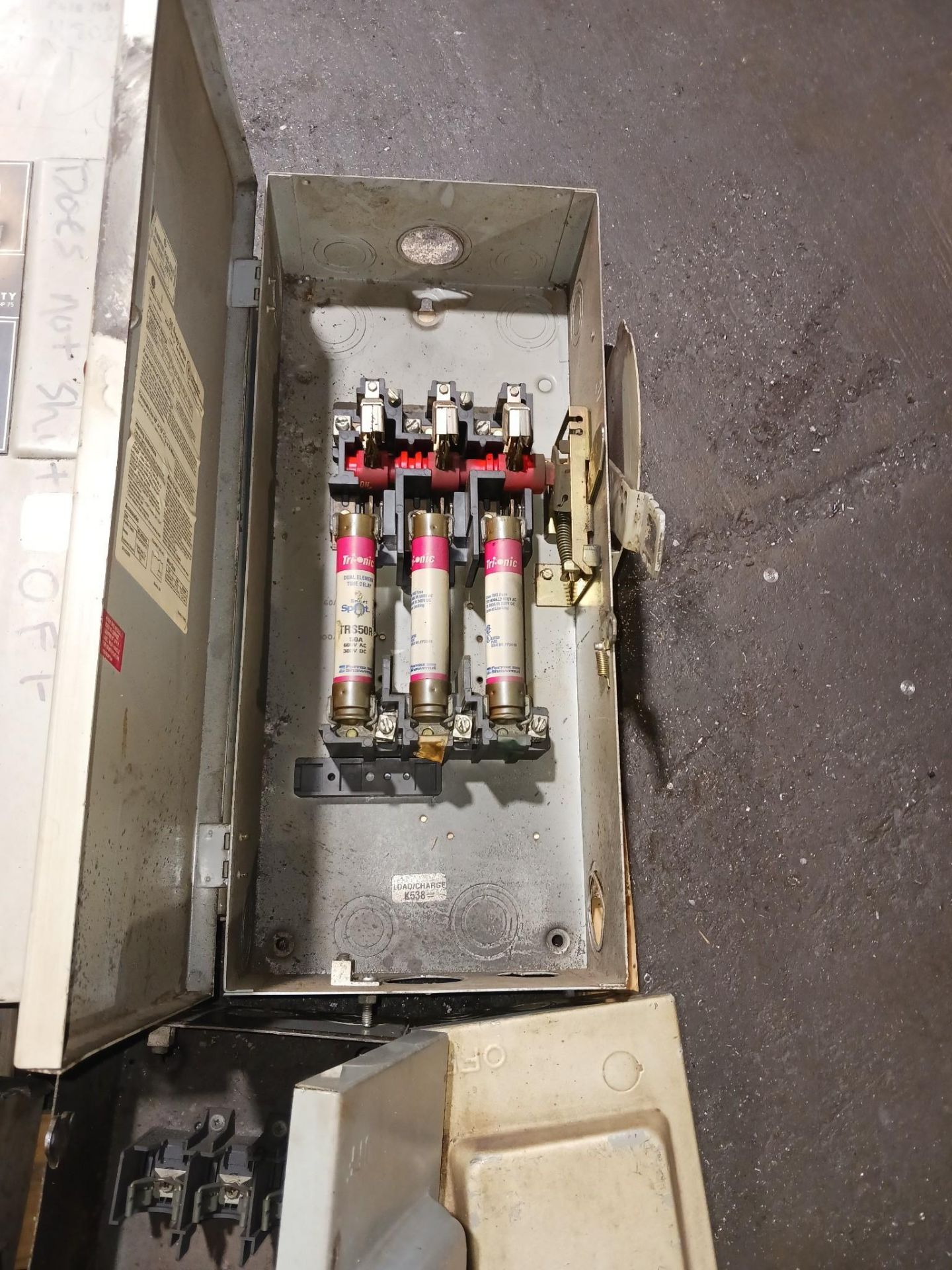 SAFETY SWITCH BOXES - Image 2 of 3