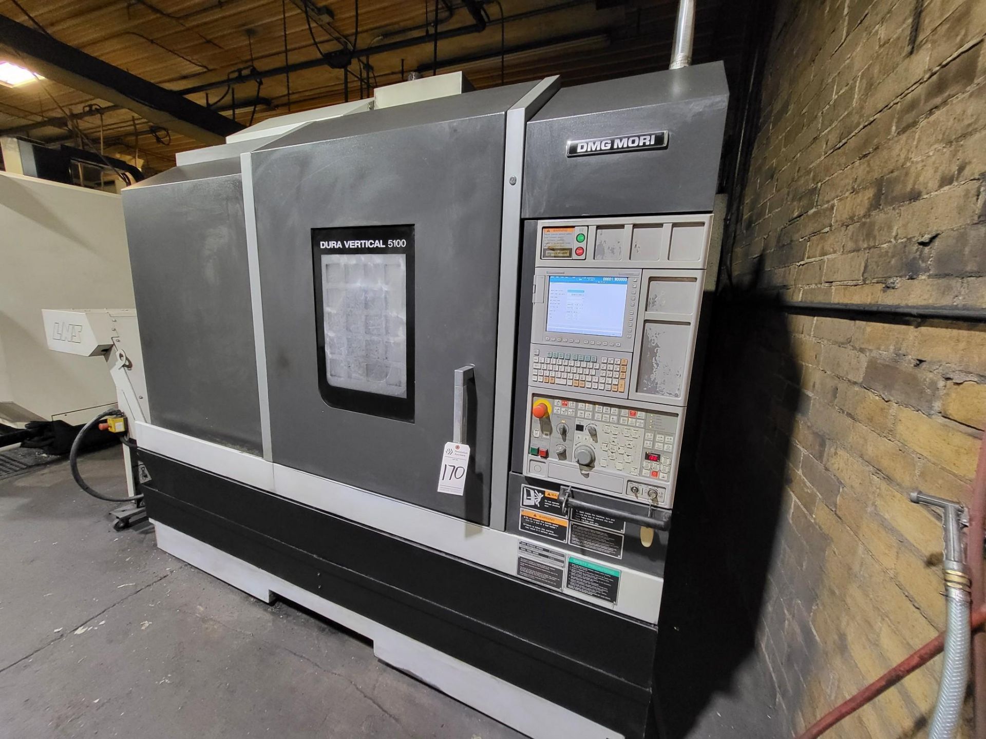 2015 DMG MORI DURAVERTICAL 5100 CNC VERTICAL MACHINING CENTER - Image 5 of 14