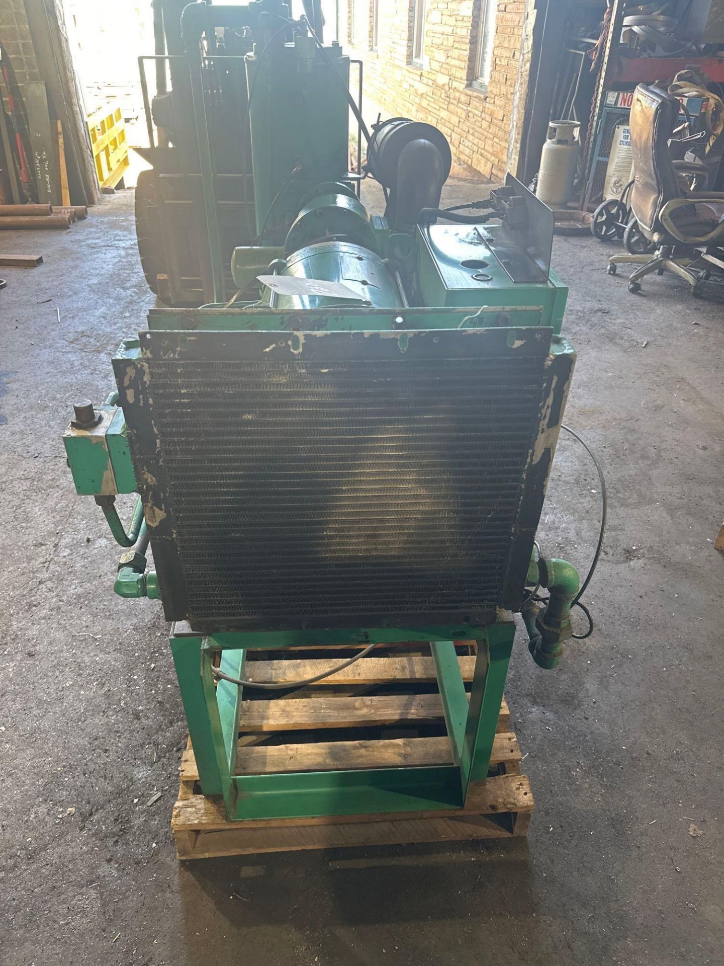 SULLIVAN/PALATEK 20 HP AIR COMPRESSOR AND AIR DRYER - Image 2 of 14