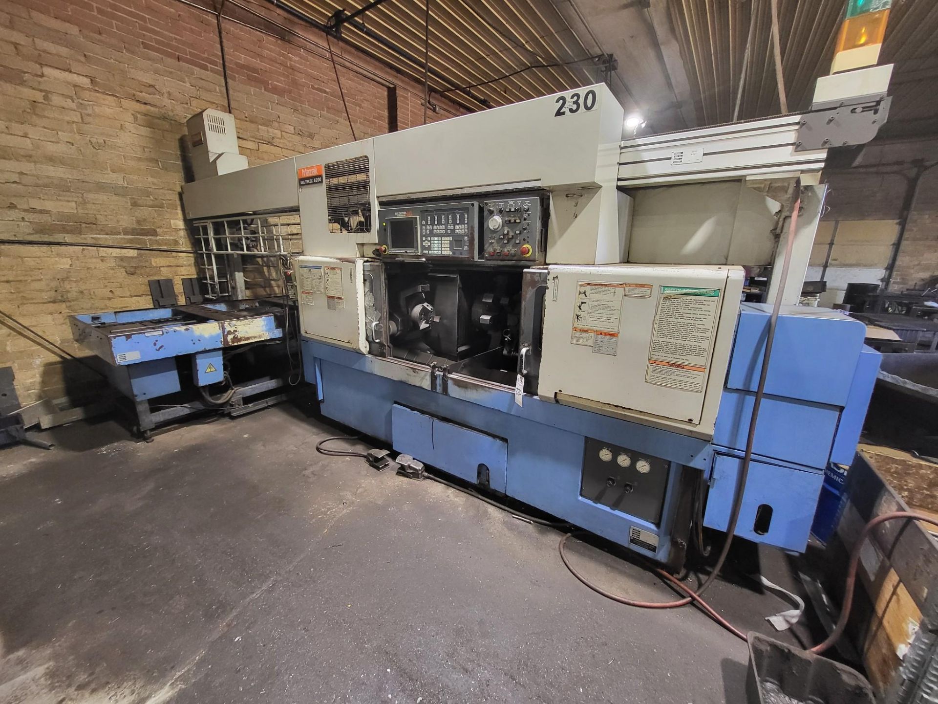 2001 MAZAK MULTIPLEX 6200 WITH GL-100C GANTRY SYSTEM - Image 2 of 13