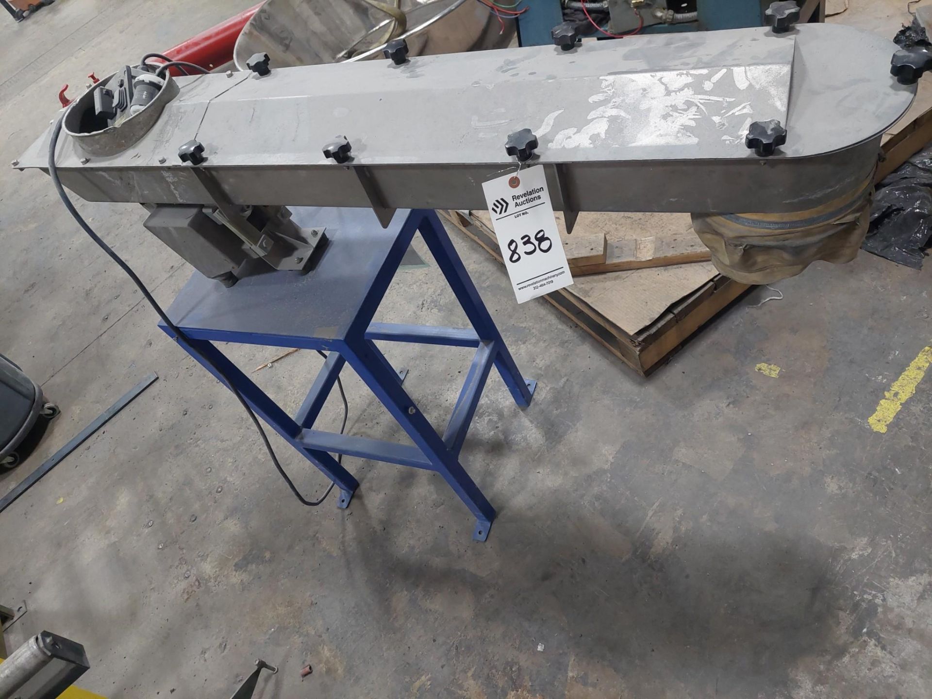 GOUGH ENGINEERING 8" X 48" VIBRATORY FEEDER STAINLESS STEEL ON STAND 8" FEED OPENING. - Image 2 of 7