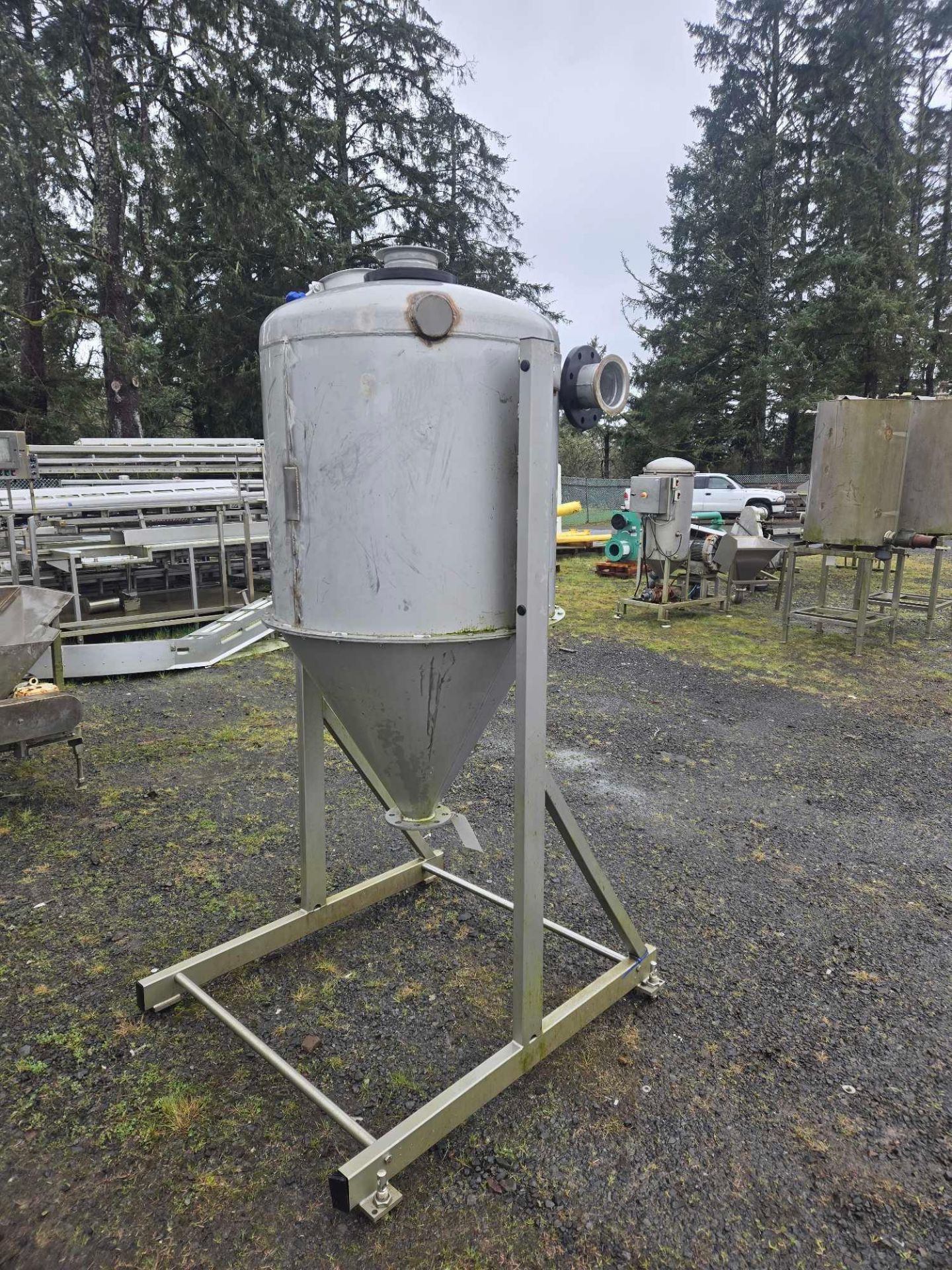 STAINLESS STEEL CONICAL TANK - Image 2 of 6