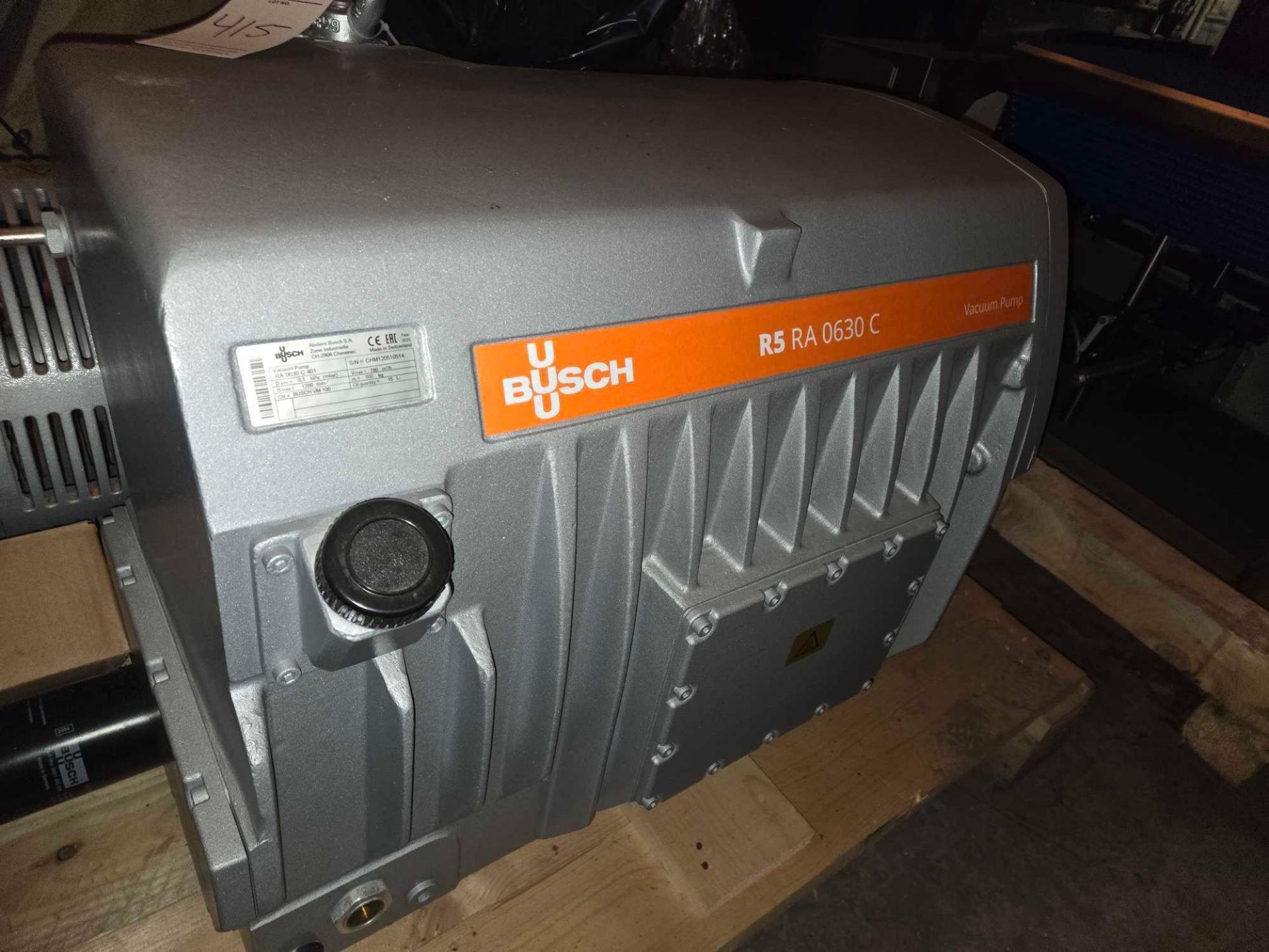 BUSCH R5 RA 0630 C 401 VACUUM PUMP - Image 2 of 7