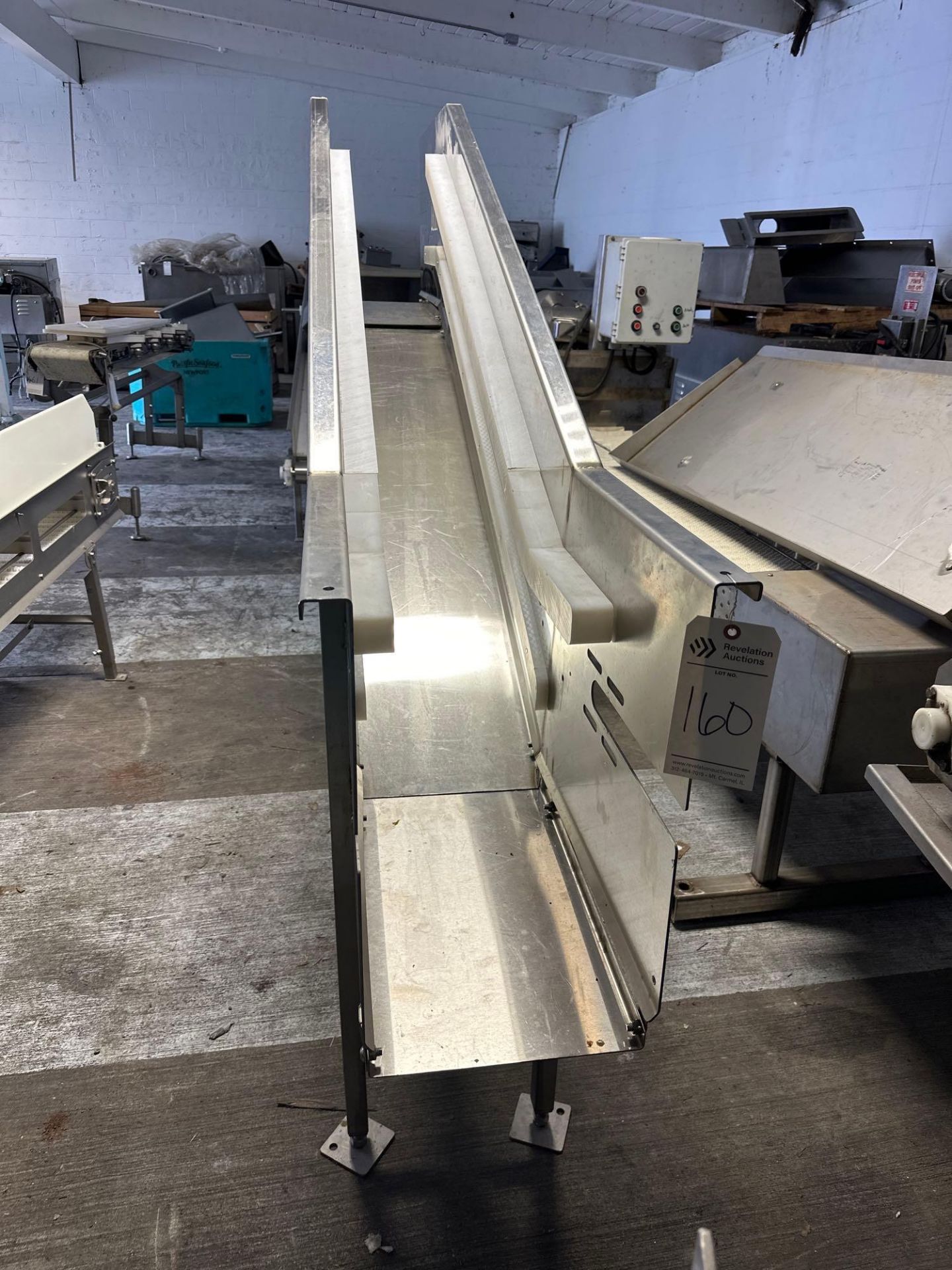 STAINLESS STEEL INCLINED CONVEYOR FRAME - Image 2 of 3