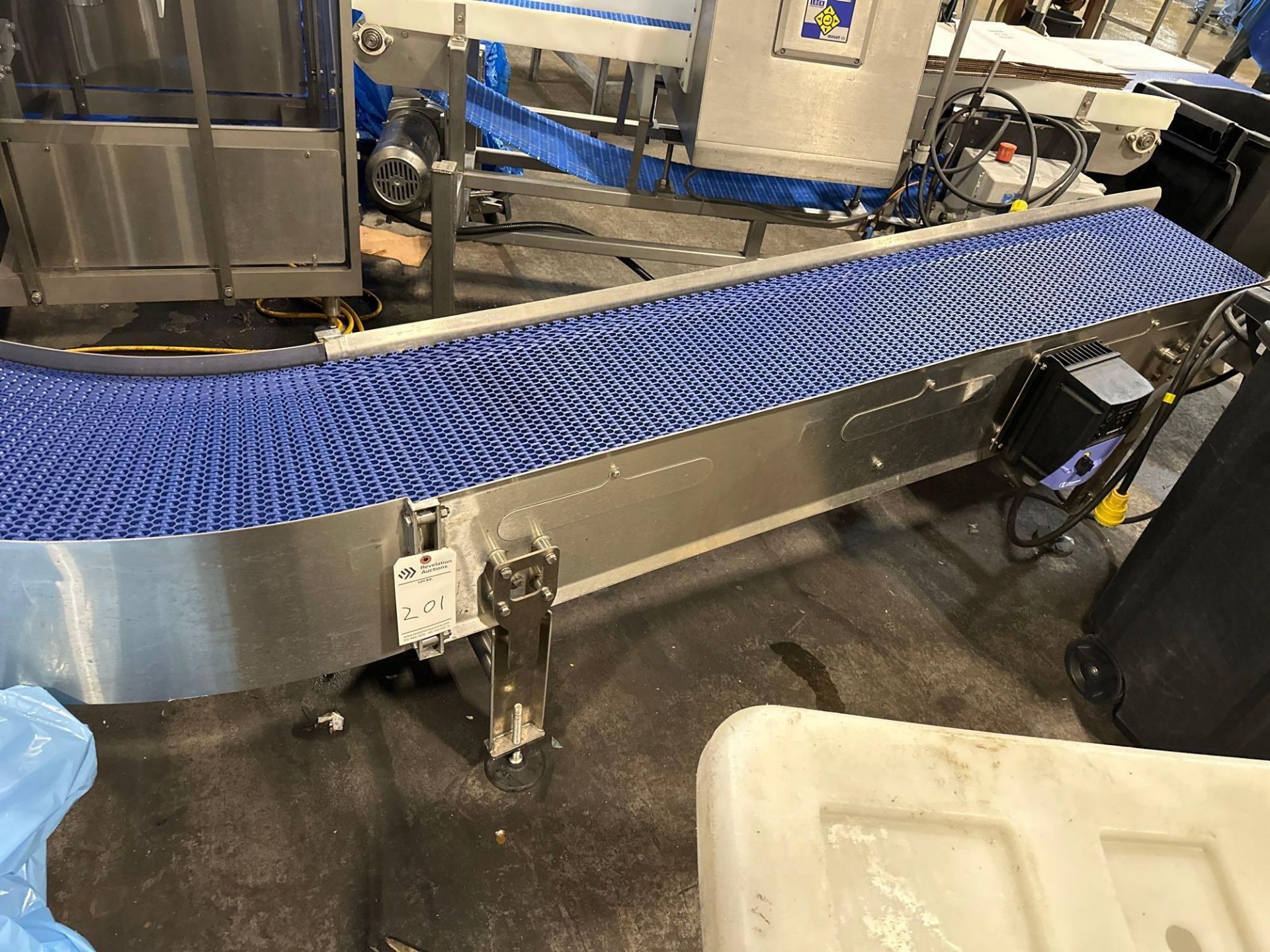 90 DEGREE STAINLESS STEEL FOOD GRADE CONVEYOR