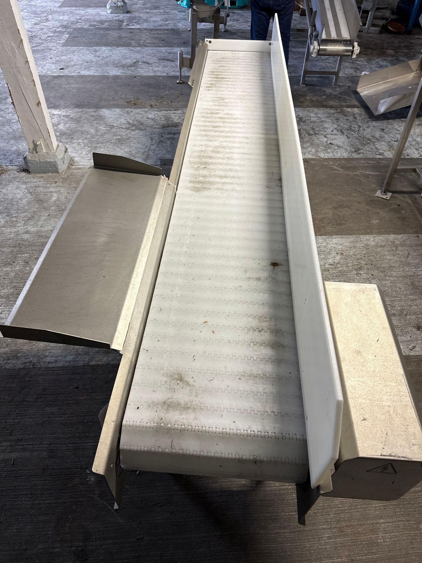 WHITE TOP CONVEYOR 112” X 17” - Image 3 of 6