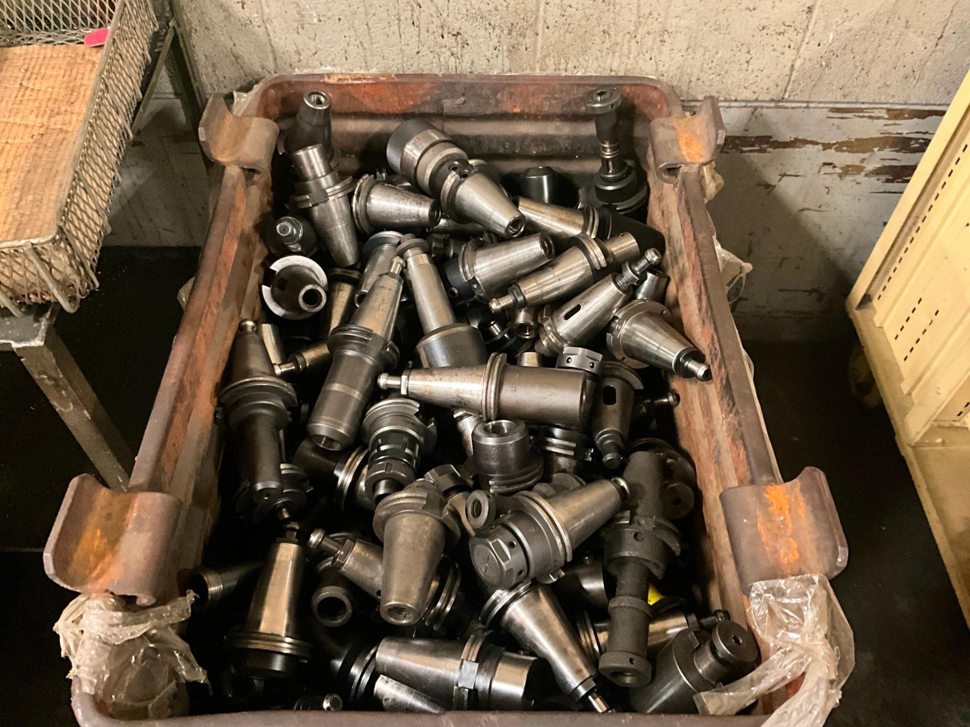 LARGE LOT OF CAT 50 TOOL HOLDERS - Image 17 of 19