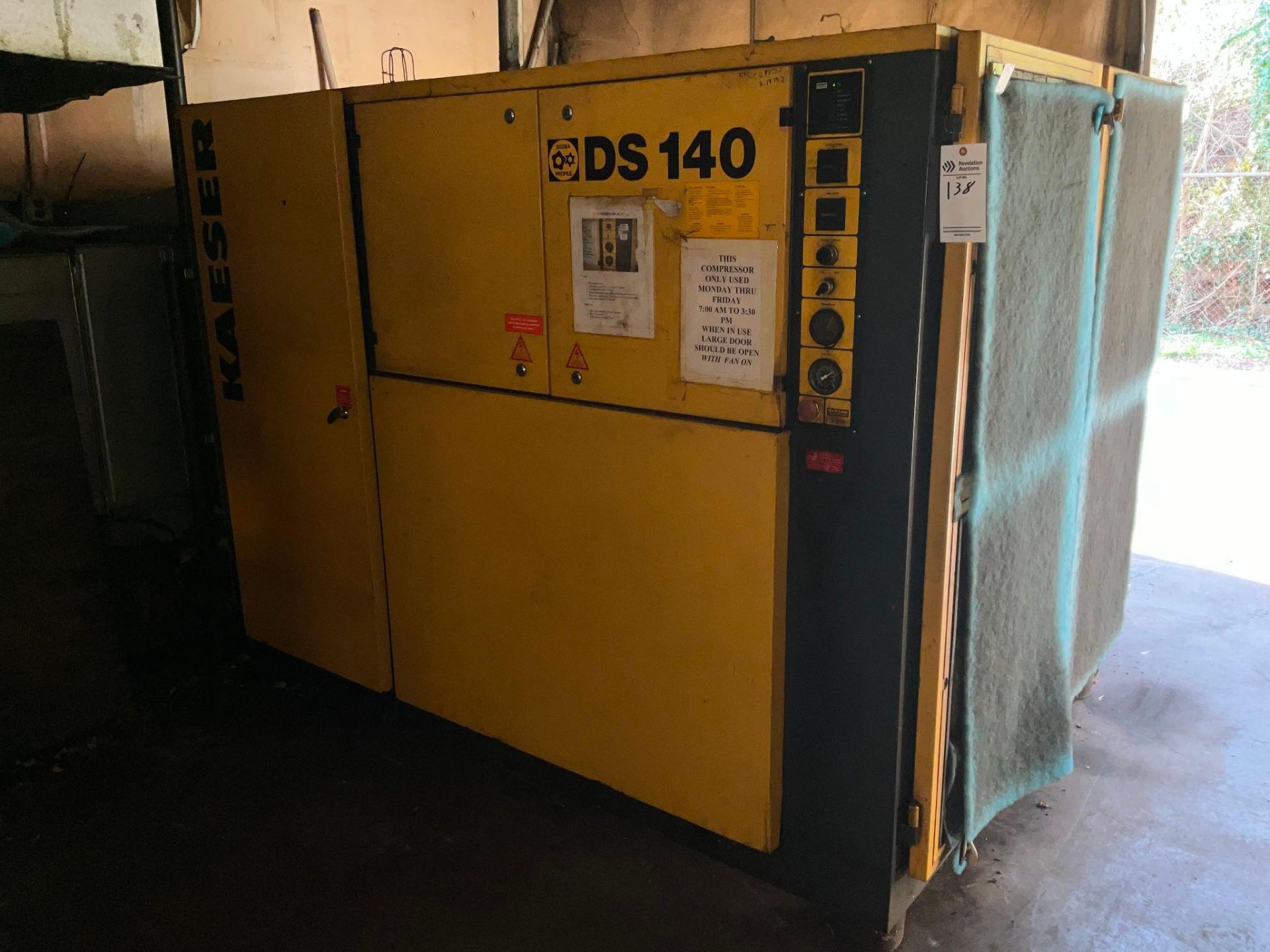 KAESER DS 140 100 HP ROTARY SCREW AIR COMPRESSOR, 1997 - Image 2 of 18