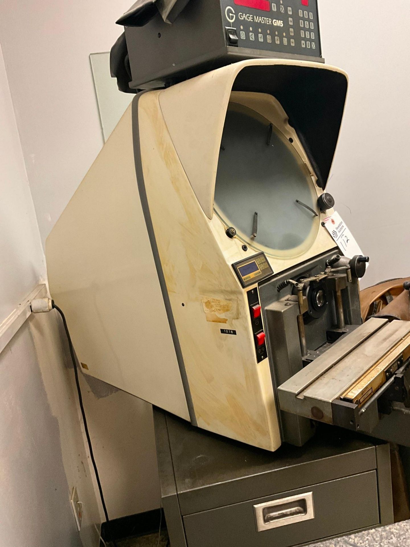 GAGE MASTER SERIES TWENTY GM5 BENCH TOP OPTICAL COMPARATOR - Image 3 of 7