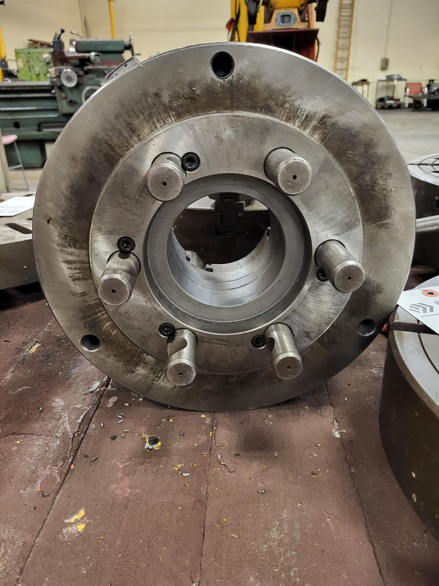 BISON 12" 3 JAW CHUCK