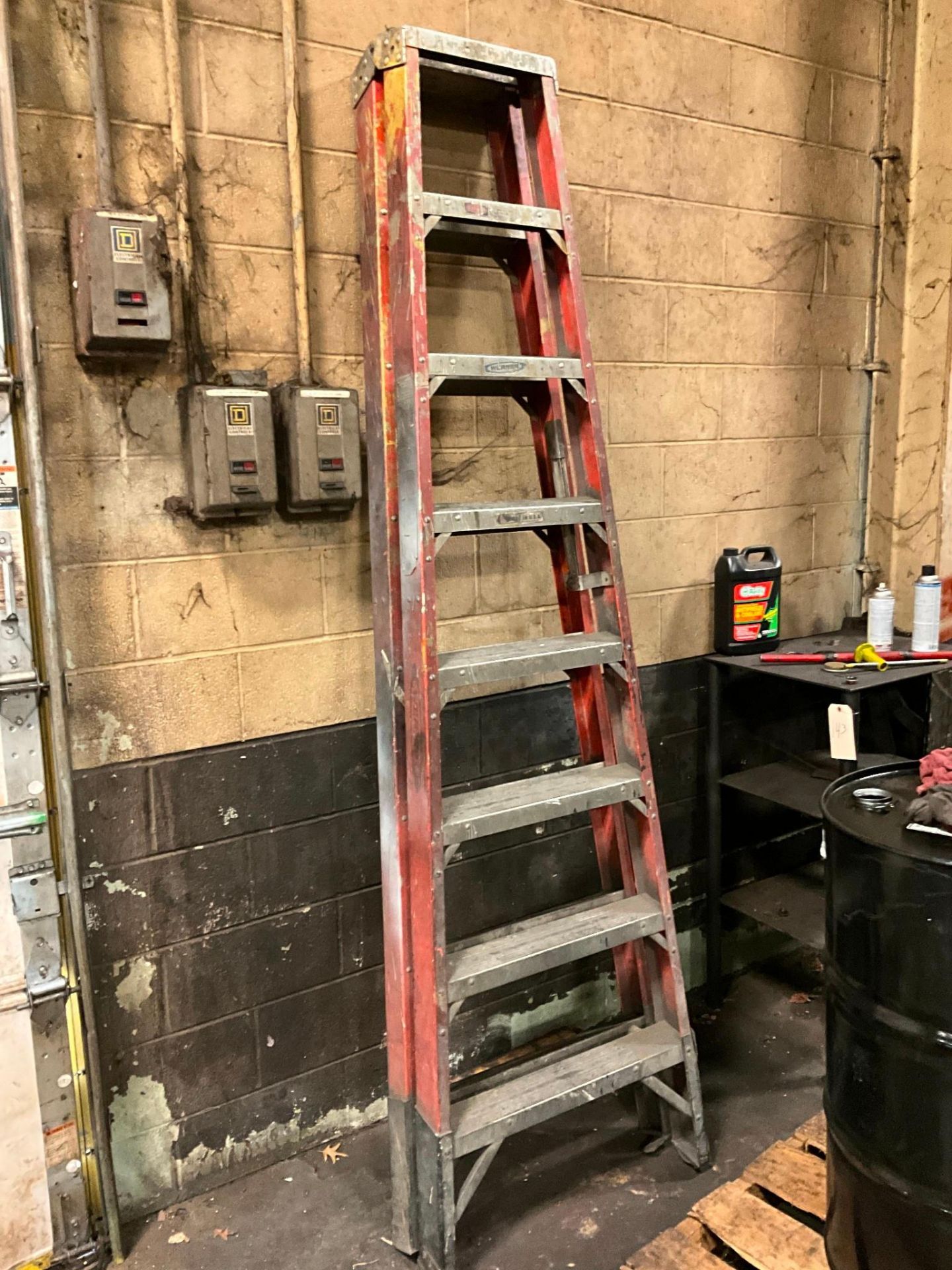 (4) LADDERS - Image 4 of 8