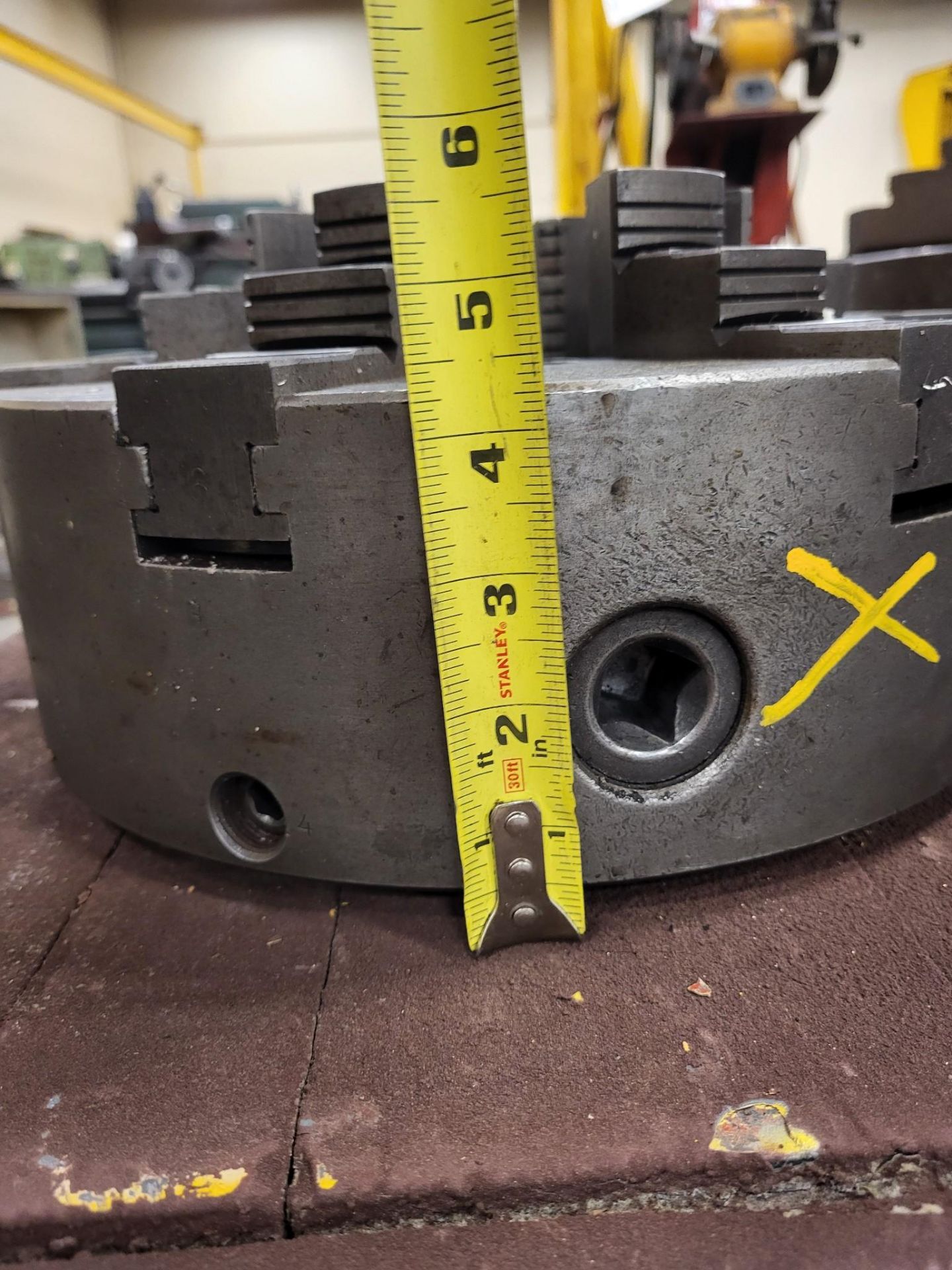 12" 6 JAW CHUCK - Image 4 of 4