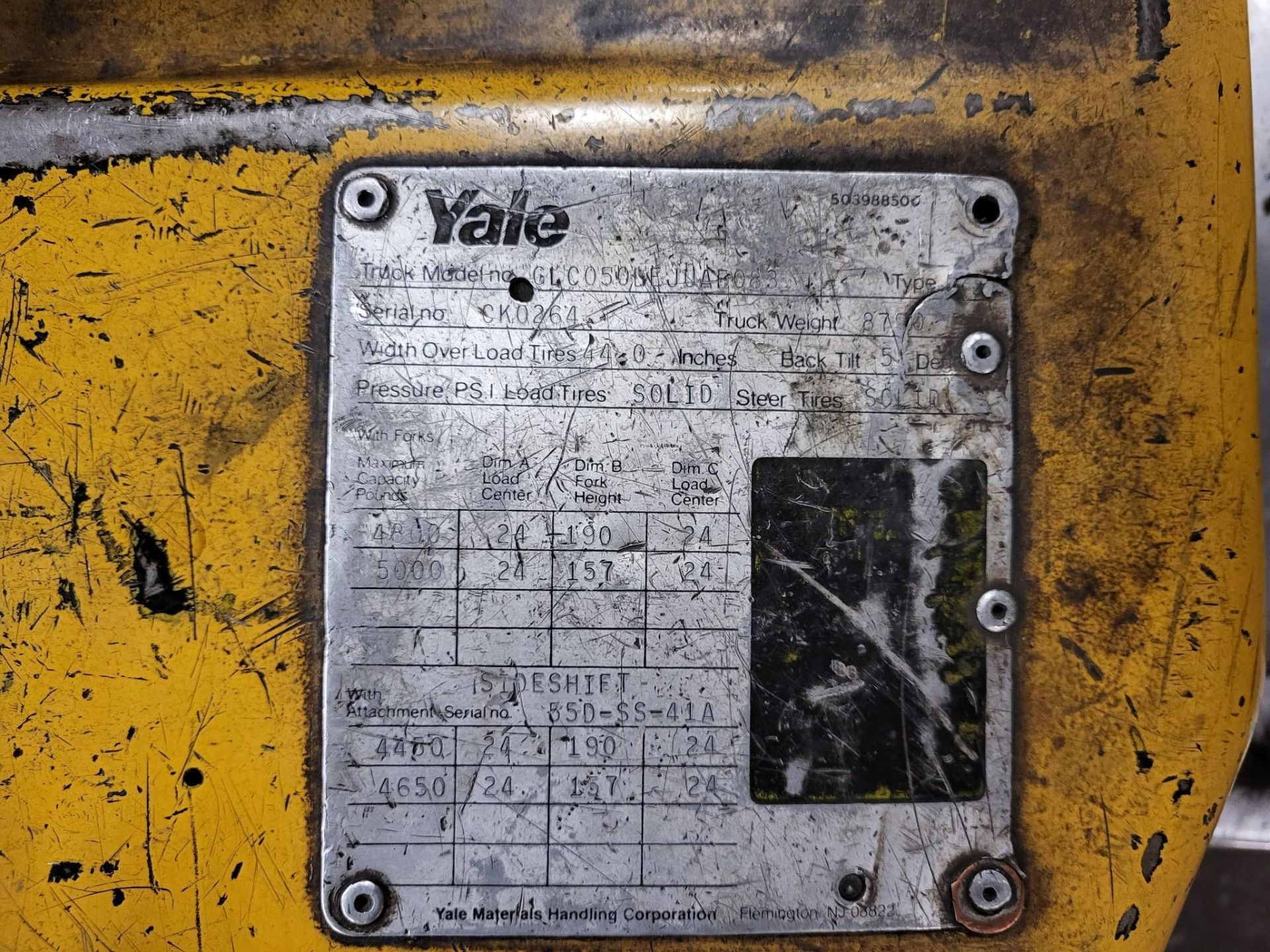 YALE 5000 LB ELECTRIC FORKLIFT - Image 5 of 6