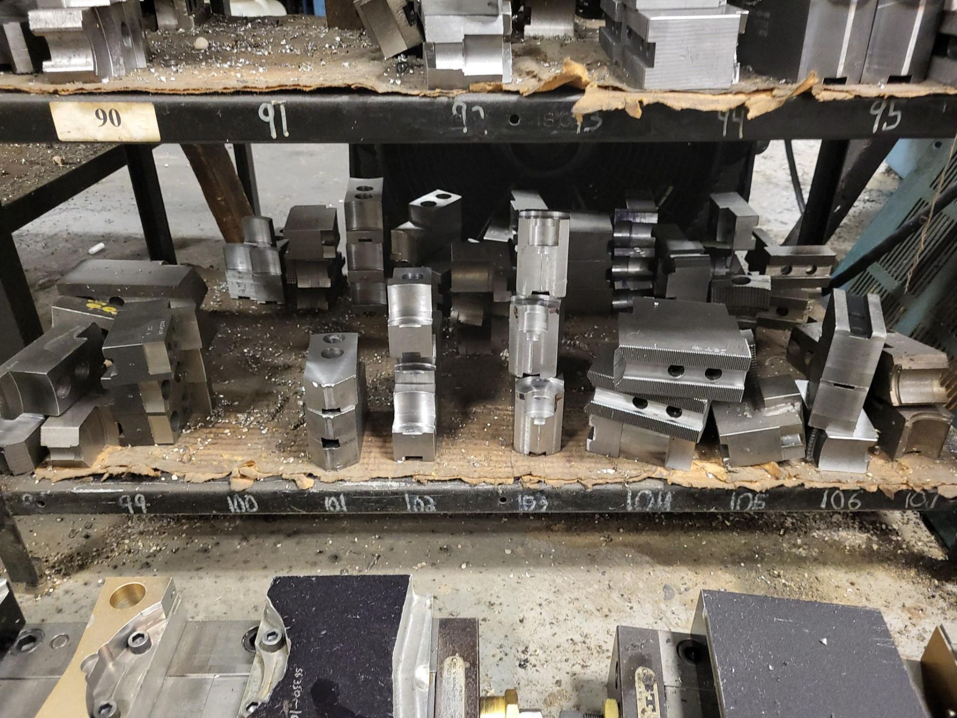 LARGE LOT OF VICES, CHUCK JAWS AND WORKHOLDING - Image 8 of 22