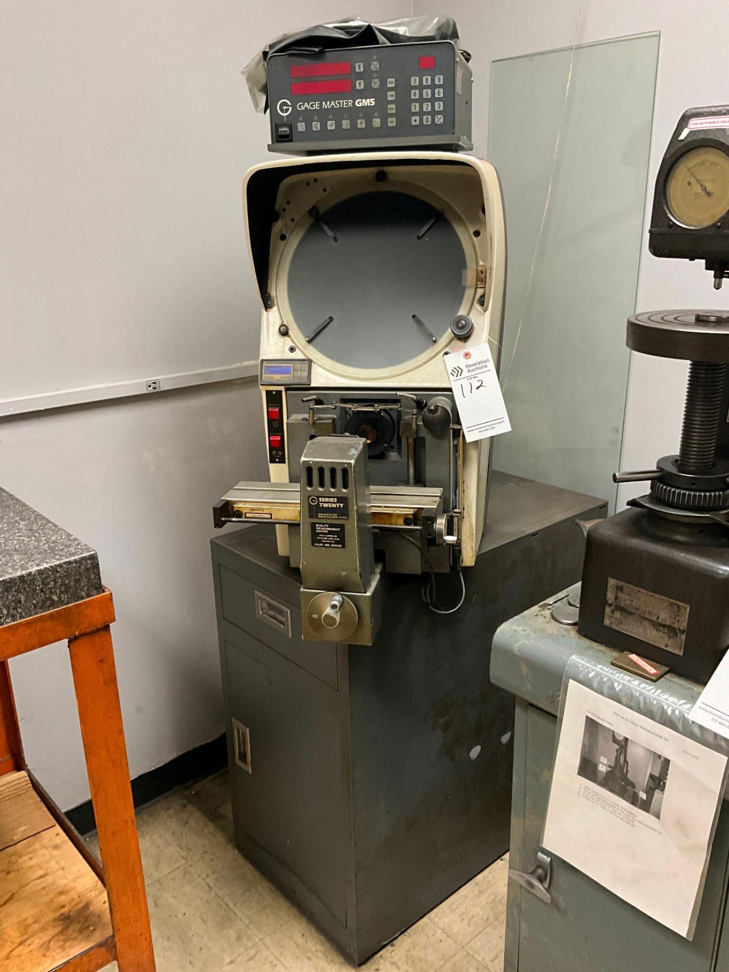 GAGE MASTER SERIES TWENTY GM5 BENCH TOP OPTICAL COMPARATOR