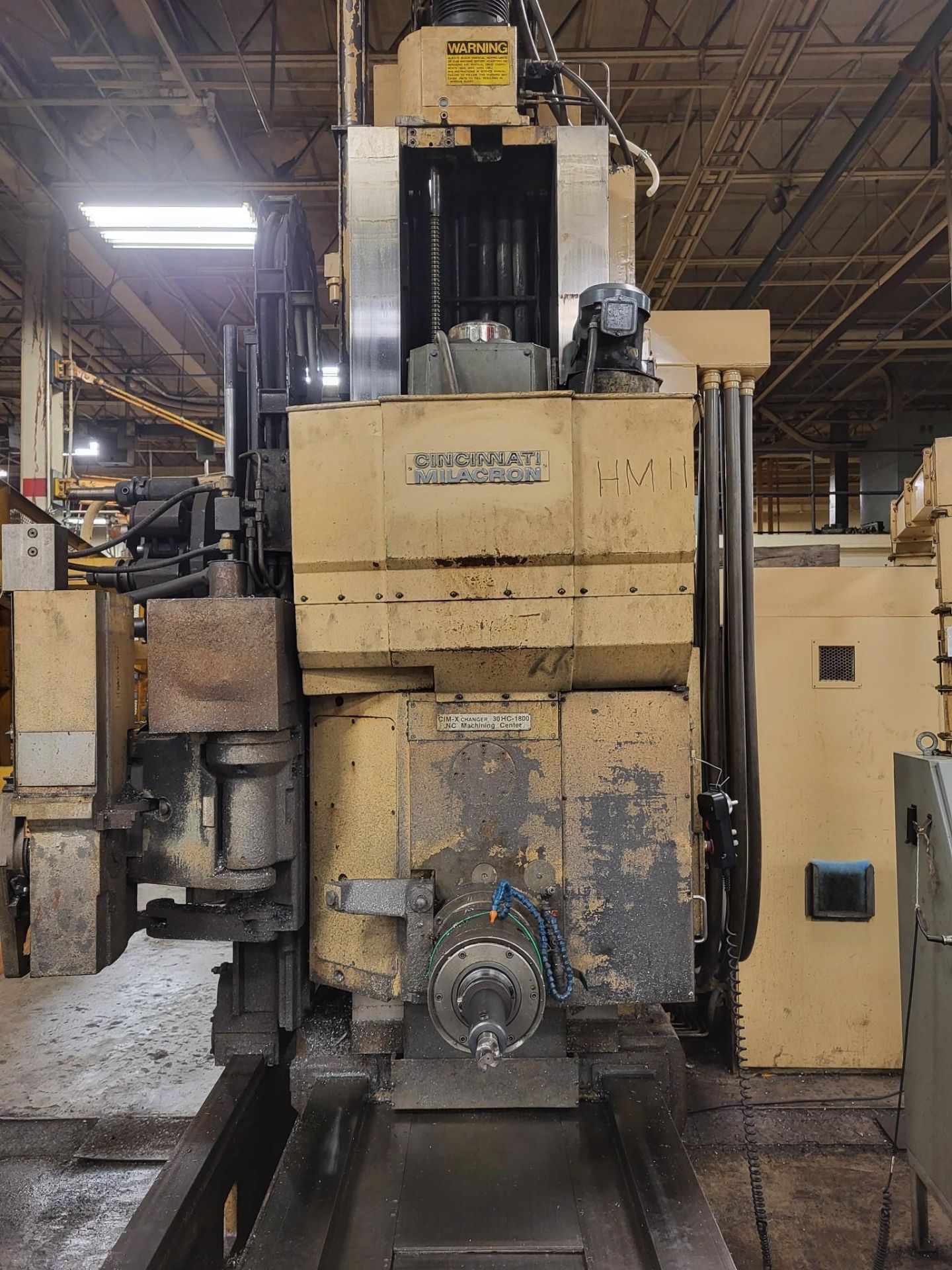 CINCINNATI MILACRON HORIZONTAL BORING MILL WITH UPGRADED FANUC CONTROL - Image 3 of 29