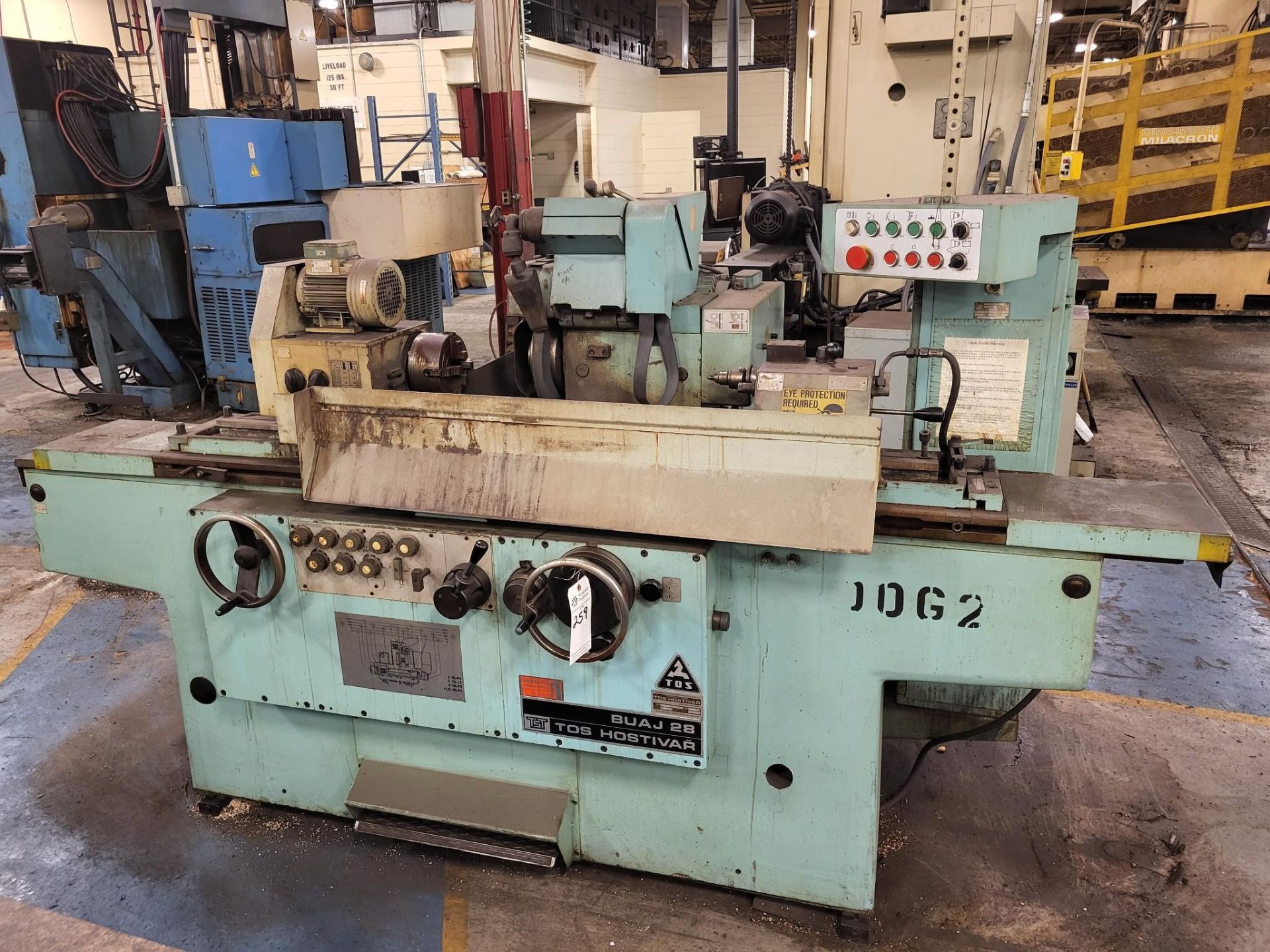 1990 TOS HOSTIVAR BUAJ 28 UNIVERSAL CYLINDRICAL GRINDER