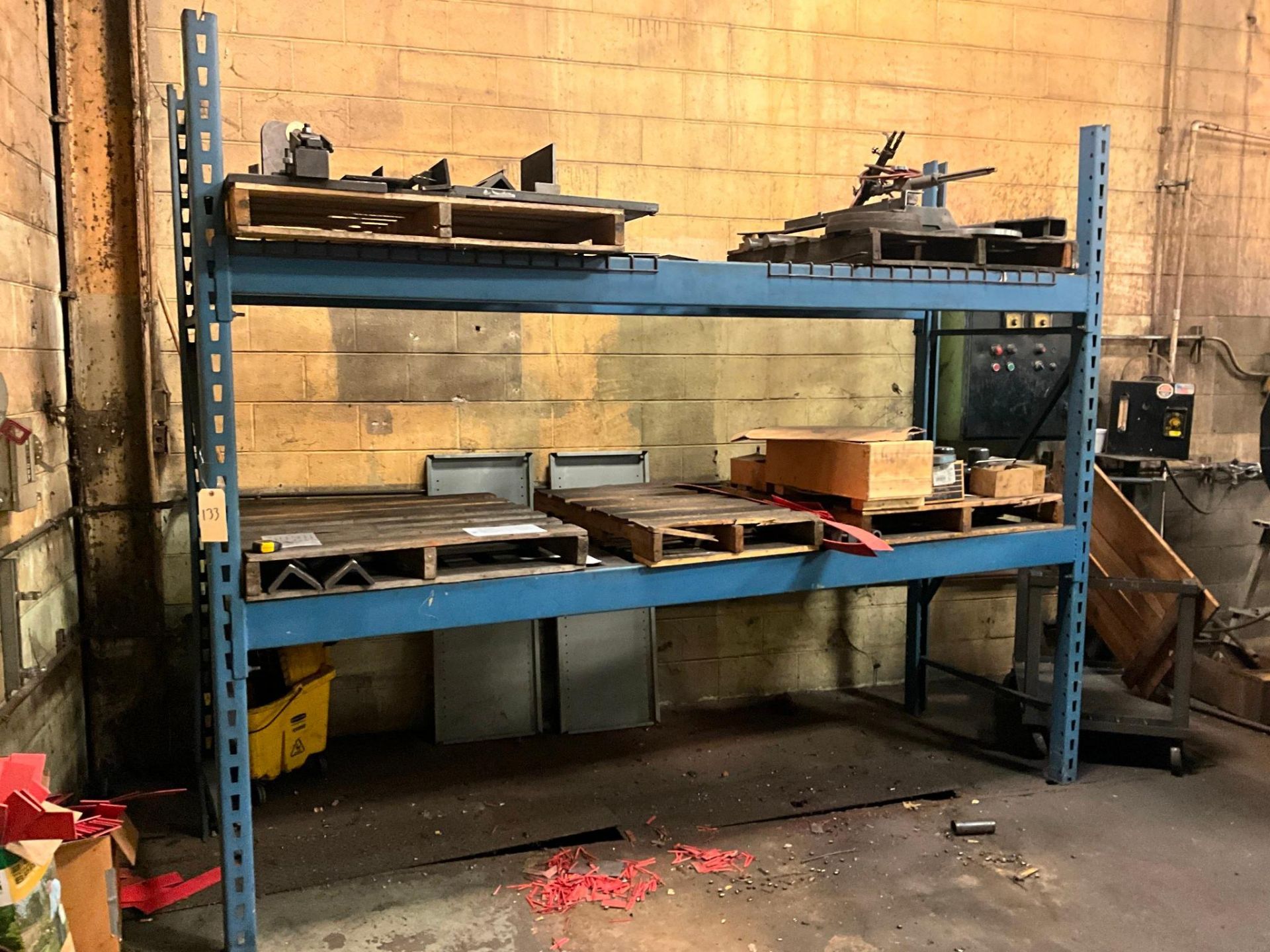 (11) ASSORTED METAL SHELVES / PALLET RACKING - Image 6 of 8