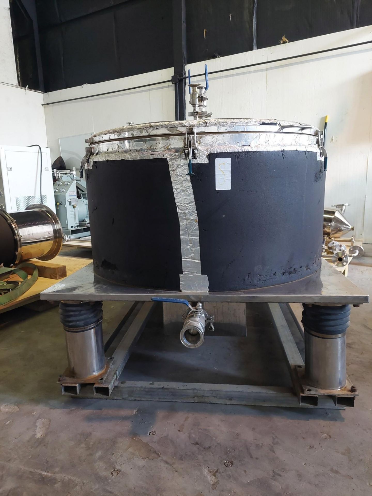 WASH CENTRIFUGE TANK & MOTOR ASSEMBLY