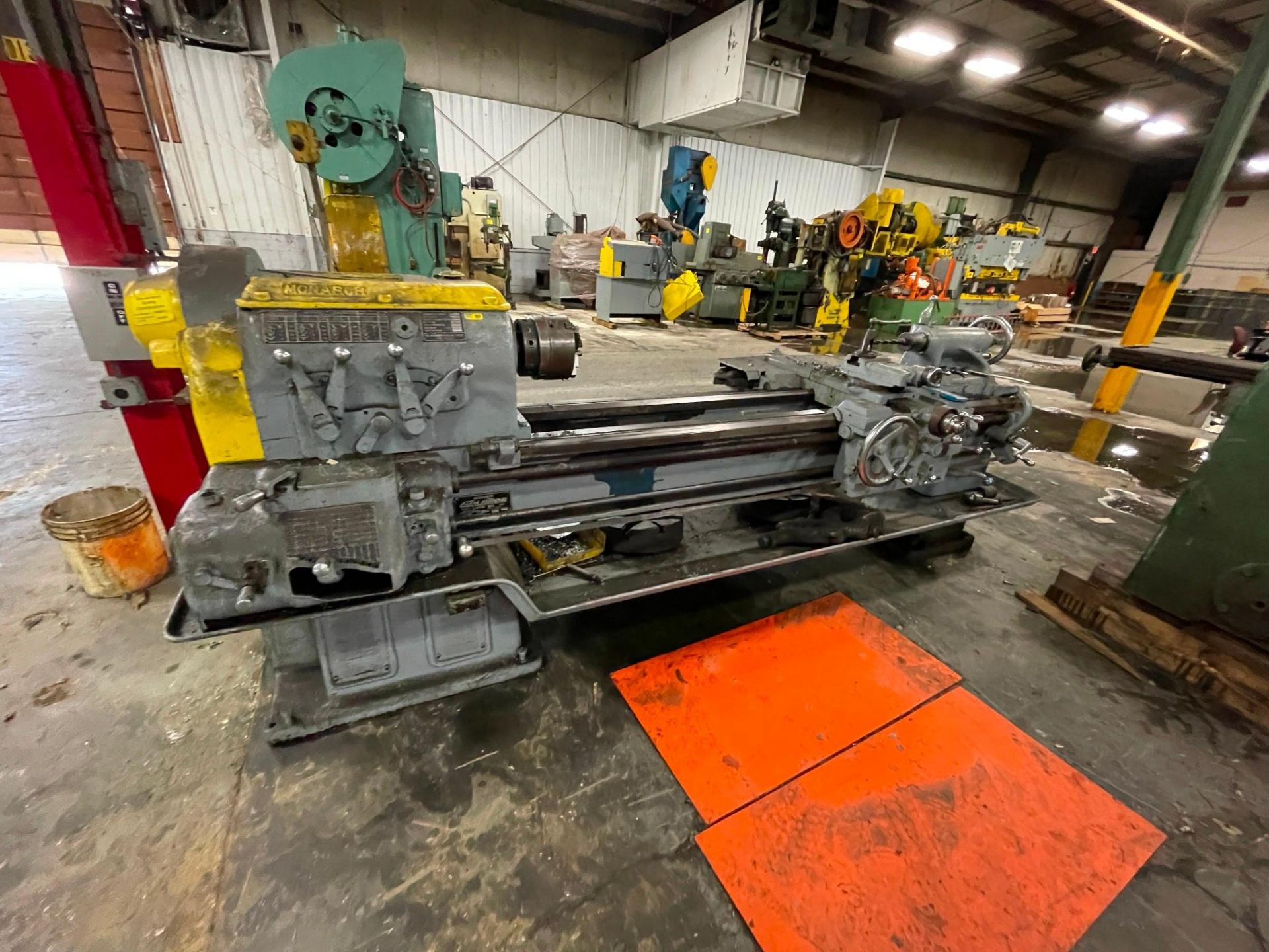 MONARCH ENGINE LATHE