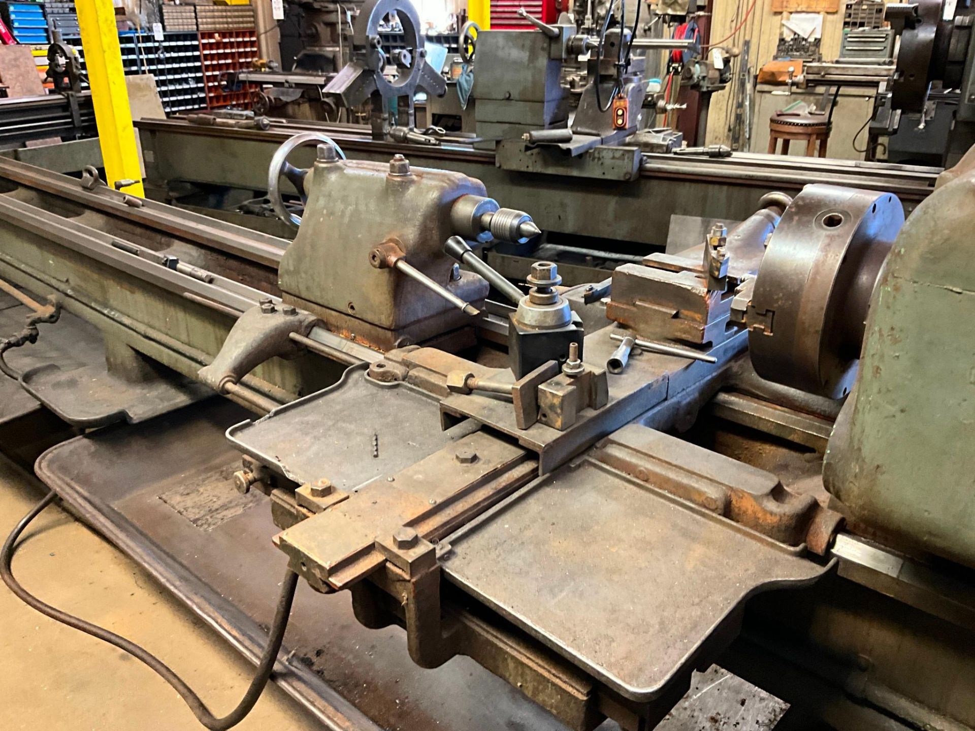 AMERICAN PACEMAKER 10' X 168" ENGINE LATHE - Image 12 of 15