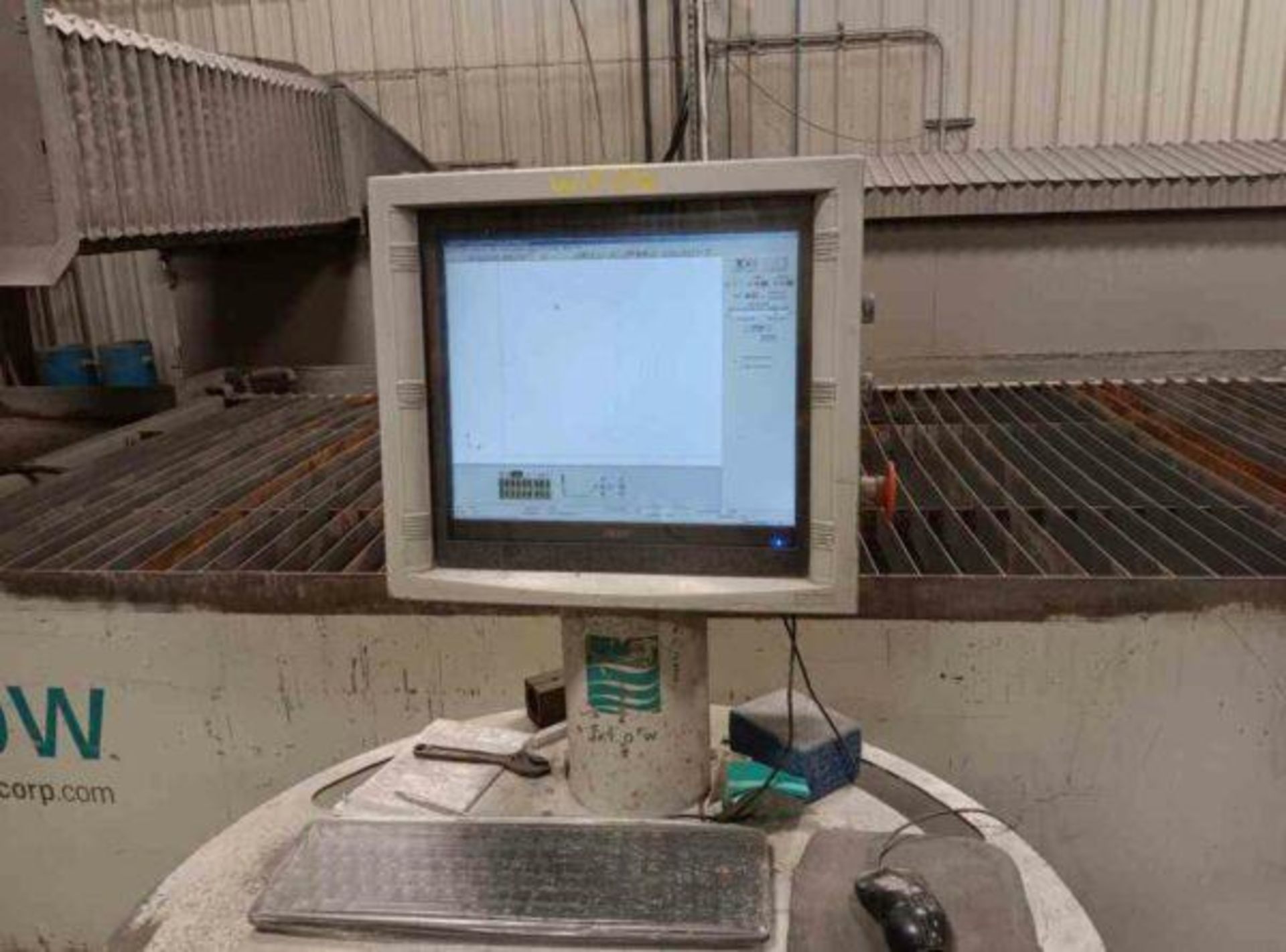 6.5' X 13’ FLOW MACH 3 4020 DWJ DYNAMIC WATERJET, 2015 - 20K IN SPARE PARTS! - Image 26 of 27