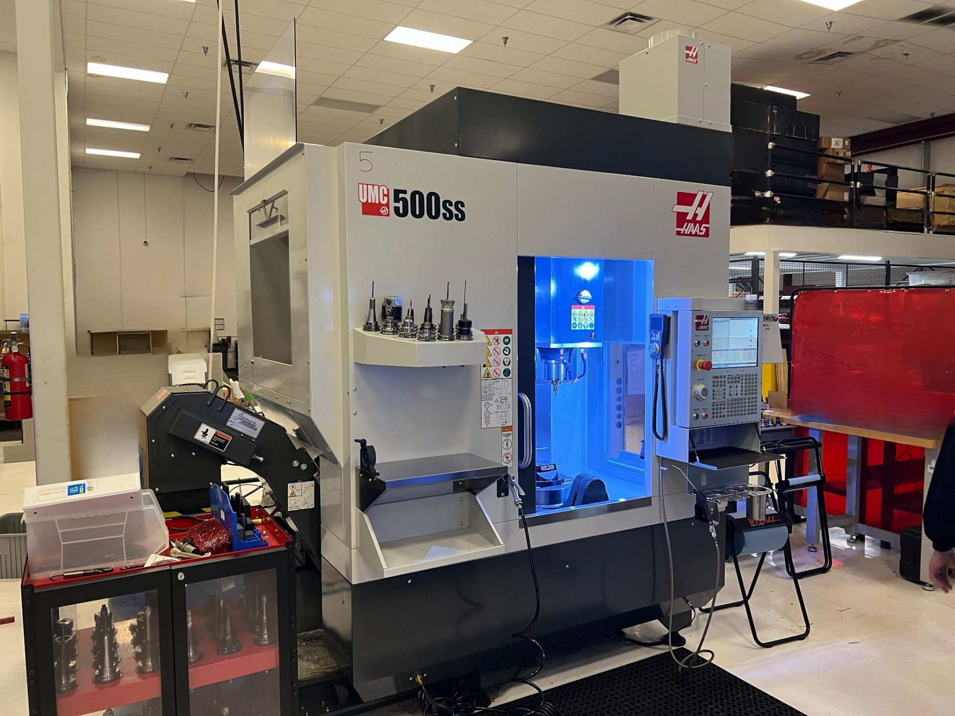 HAAS UMC-500SS, 2020 - TSC, WIPS, WIFI CAMERA, 15,000 RPM AND MORE - Image 2 of 32