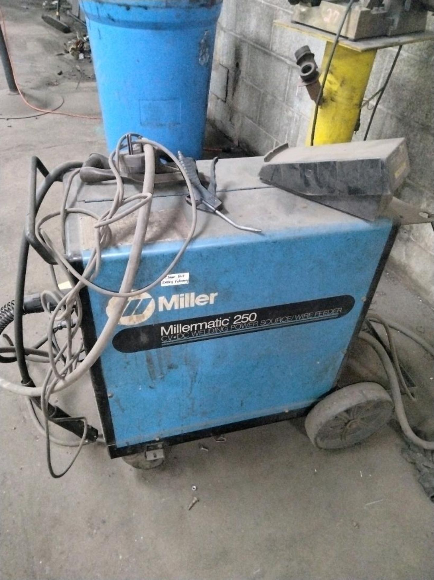 MILLERMATIC 250 WELDER