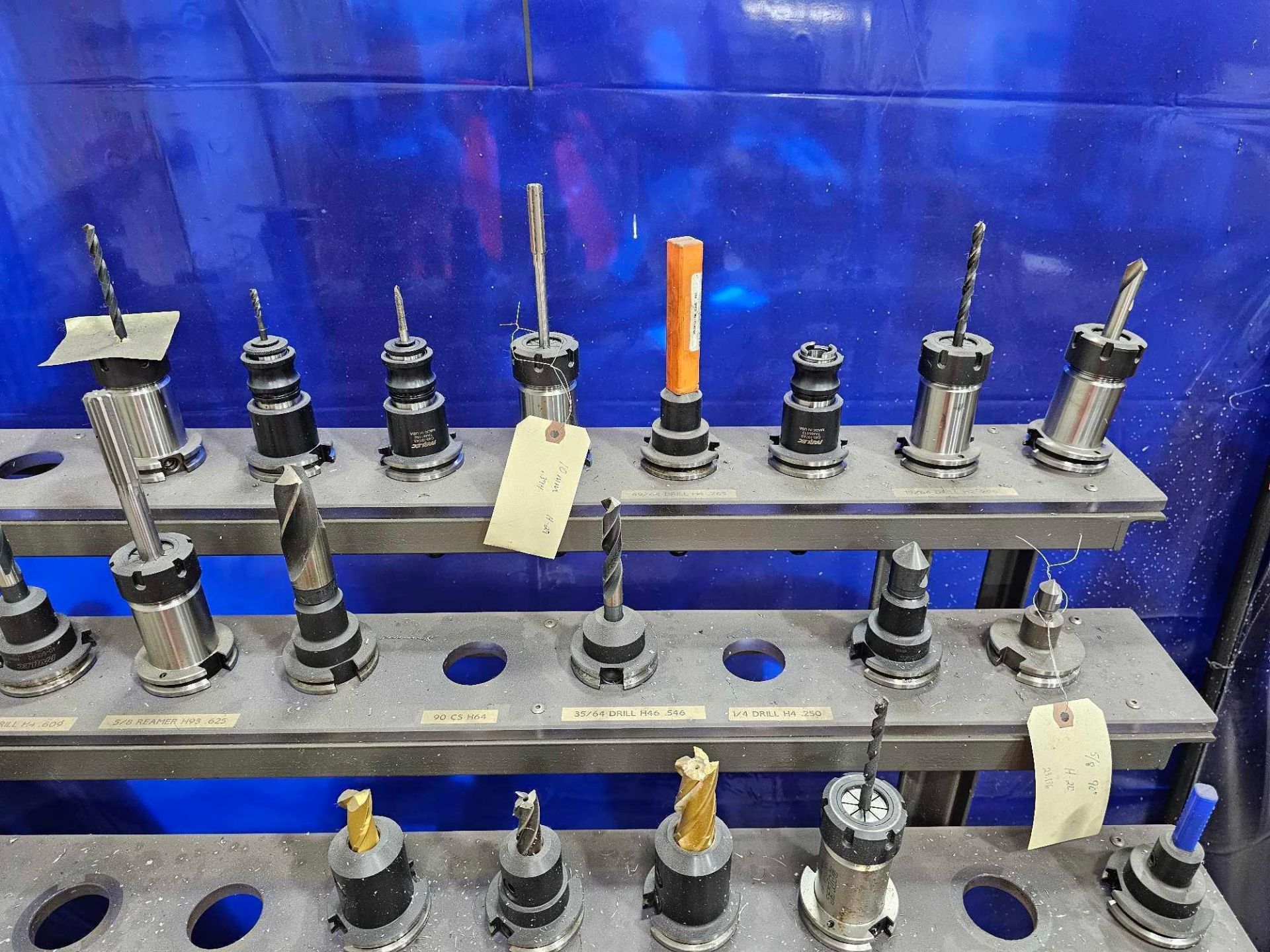 TOOLING CART WITH CAT40 TOOL HOLDERS - Image 3 of 8