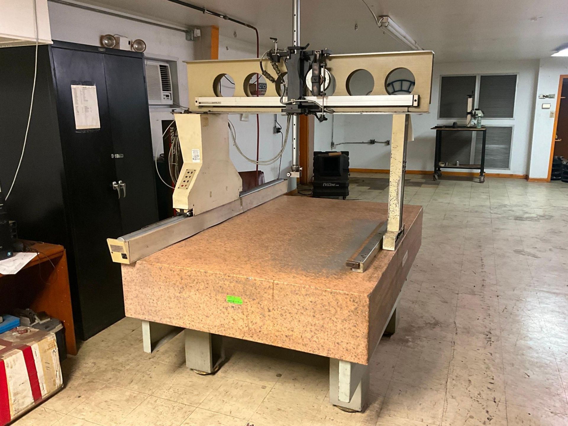 HANSFORD RAPID CHECK CMM (MISSING SOFTWARE) WITH PINK GRANITE TABLE