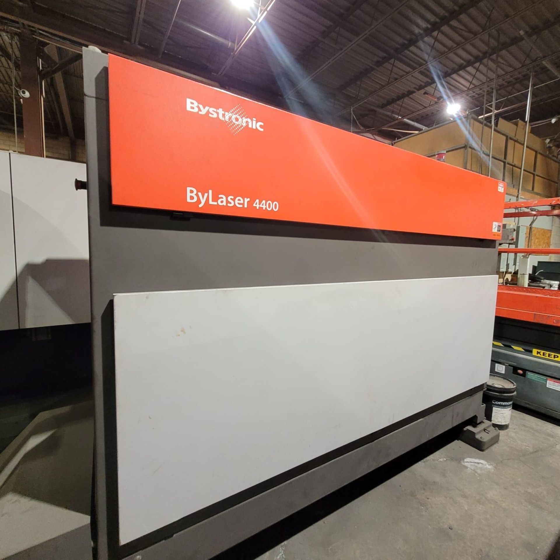 4000W BYSTRONIC BYLASER 4400 CO2 LASER, 2012 – 5′ X 10′ TABLE W/ BYSTRONIC BYLOADER BSL AUTO LOADER - Image 8 of 53