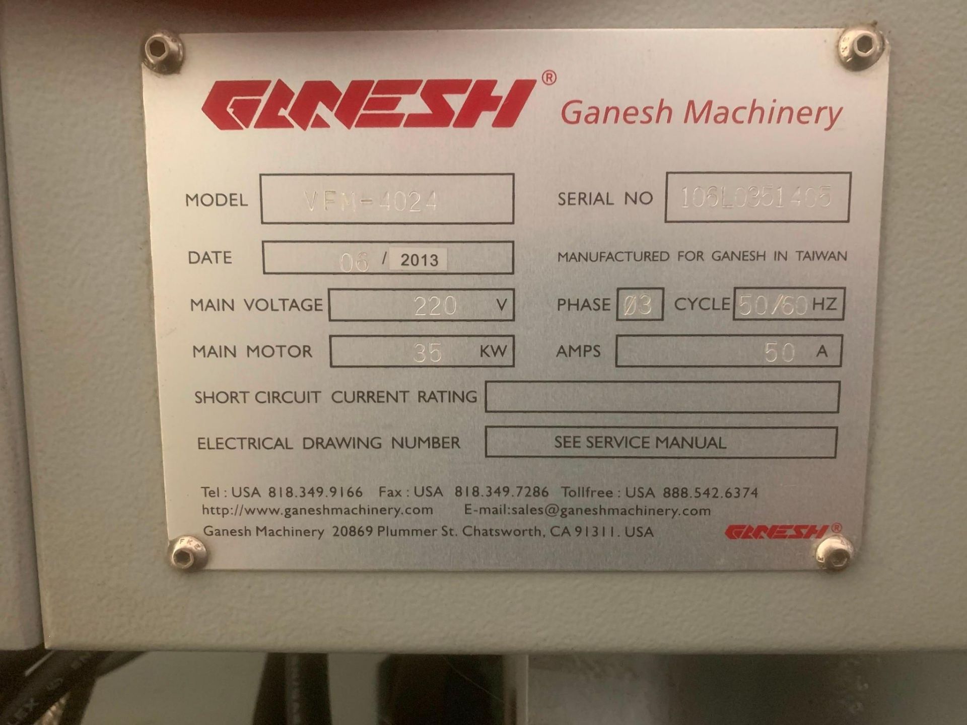 GANESH VFM-4020 EXPRESS CNC MACHINING CENTER, 2013 - CHIP CONVEYOR, SPINDLE CHILLER, MITSUBISHI CTRL - Image 19 of 19