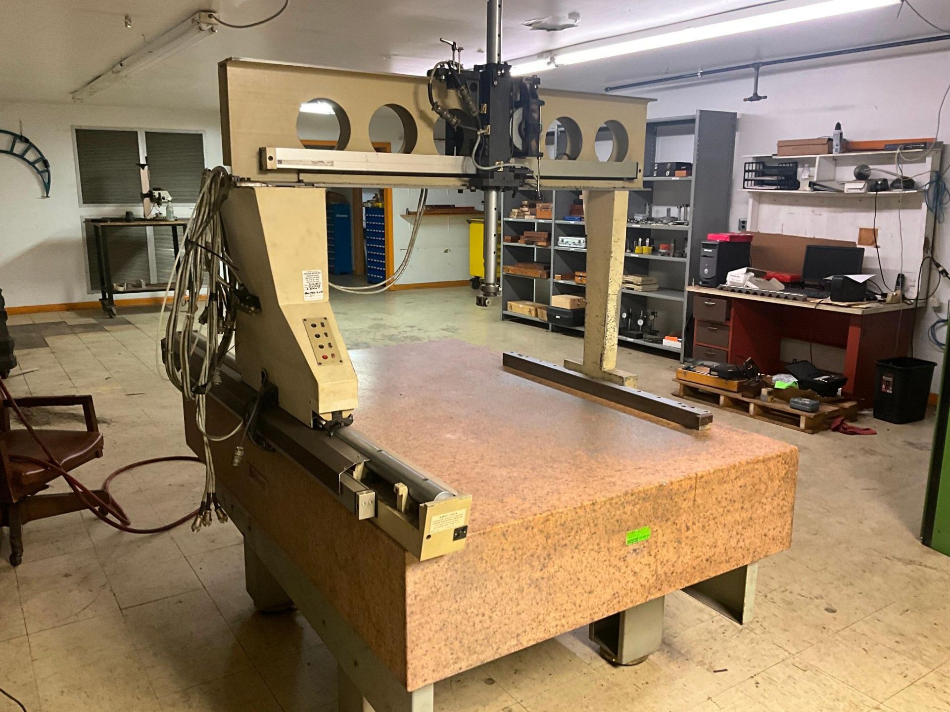 HANSFORD RAPID CHECK CMM (MISSING SOFTWARE) WITH PINK GRANITE TABLE - Image 2 of 14