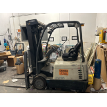 CROWN SC 4500 SERIES ELECTRIC FORKLIFT