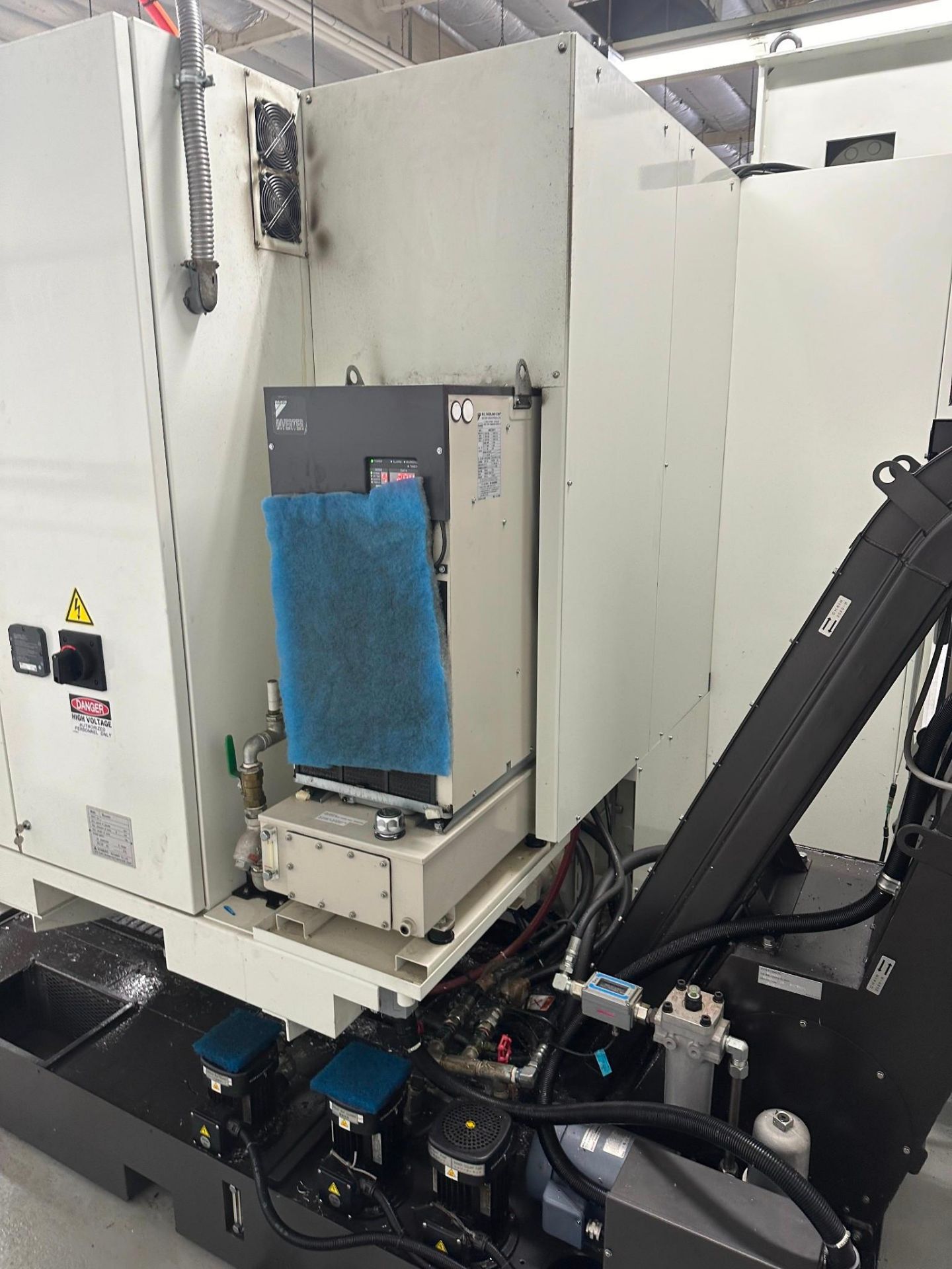 KITAMURA MYCENTER HX400IG HMC, 2018 - FULL 4TH AXIS, CTS, LINEAR SCALES - Image 11 of 17