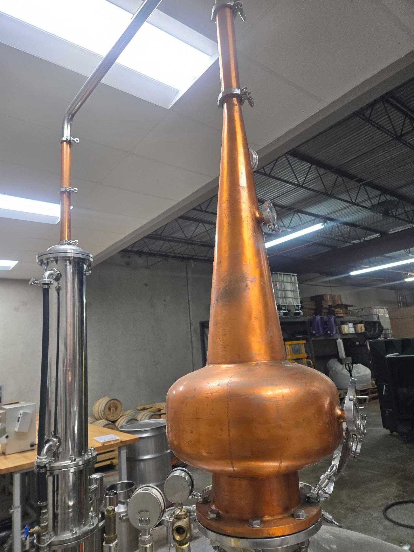 STAINLESS STEEL ELECTRIC POT STILL W/ COPPER ALEMBIC & CONDENSER APPROX. 300 GALLONS - Image 13 of 23