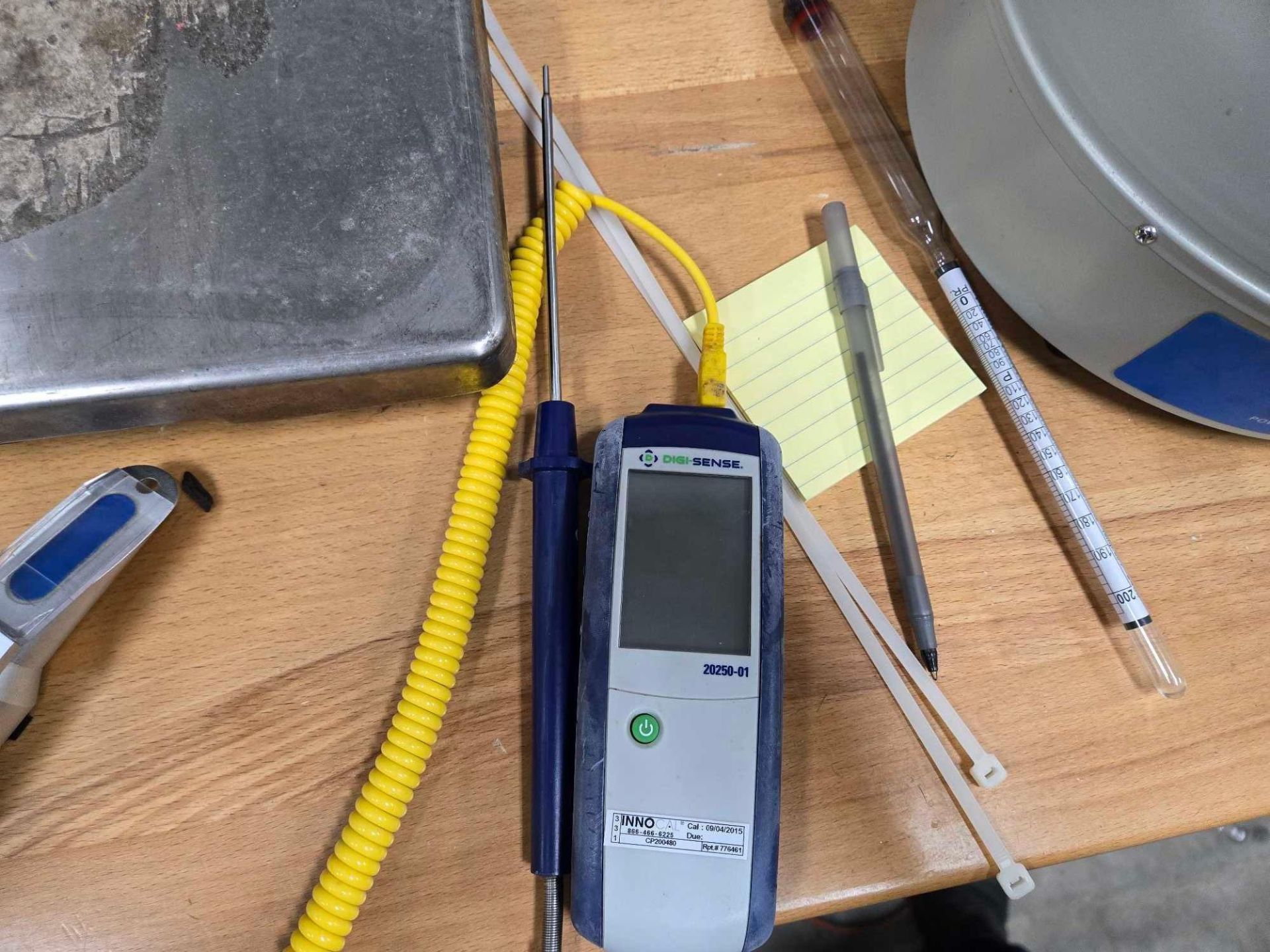 WORK CABINET AND ALL CONTENTS. TESTING AND MEASURING EQUIPMENT - Image 17 of 22