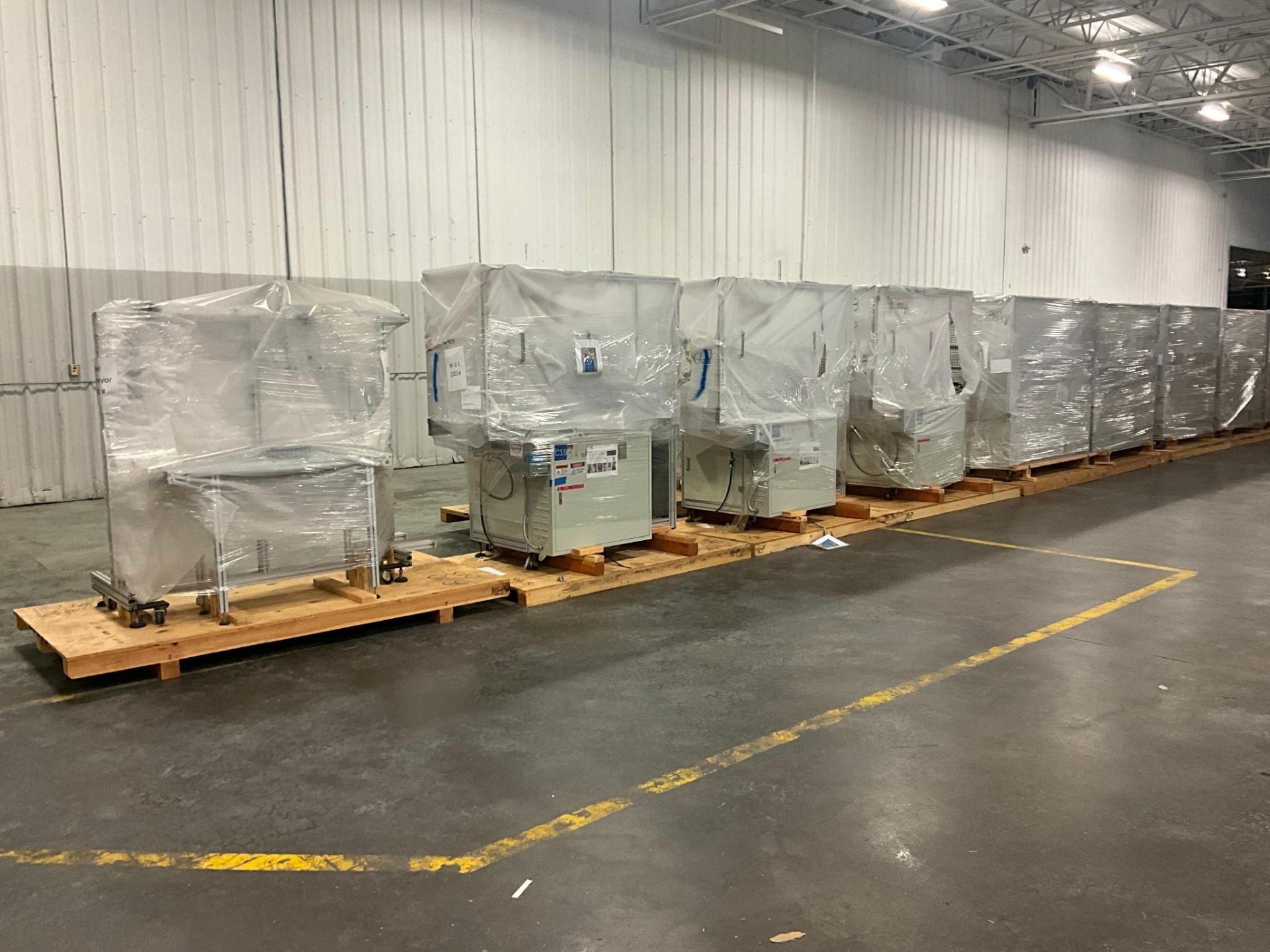 (38) 2020 KYD AUTOMATIC MASK MACHINE WITH ROLL BACK,CUTTER,EARLOOP WELDER, & CONVEYOR - CRATED - Image 11 of 62