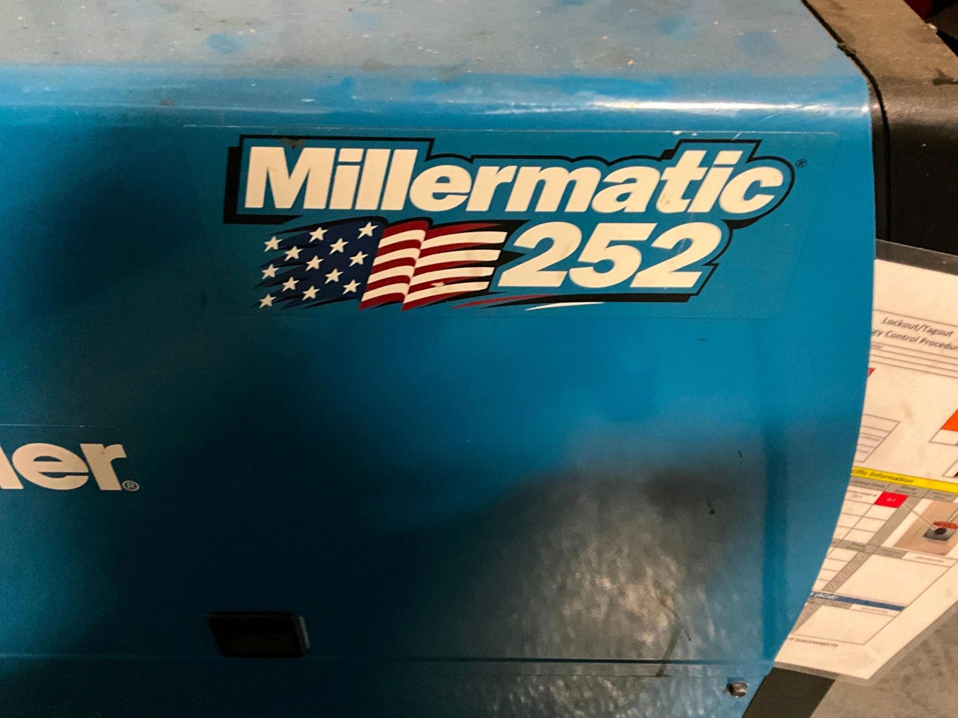 MILLER MILLERMATIC 252 MIG WELDER - Image 6 of 10