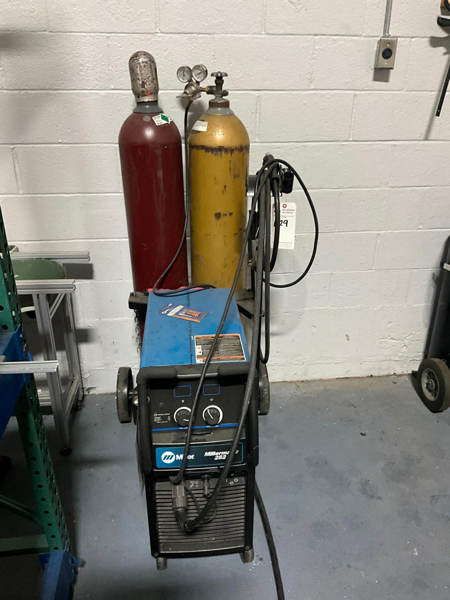 MILLER MILLERMATIC 252 MIG WELDER - Image 3 of 10