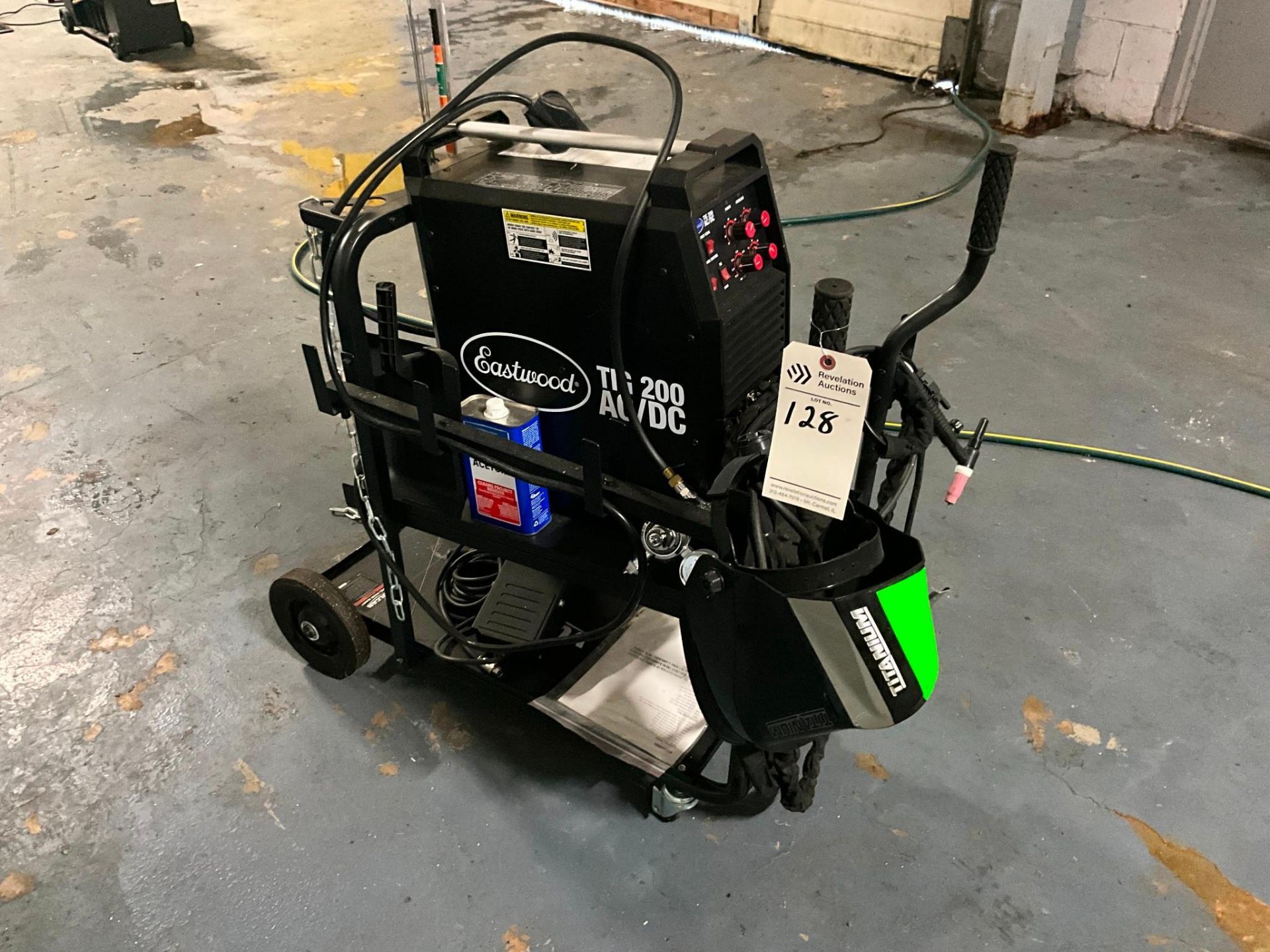 EASTWOOD TIG 200 AC/DC WELDER