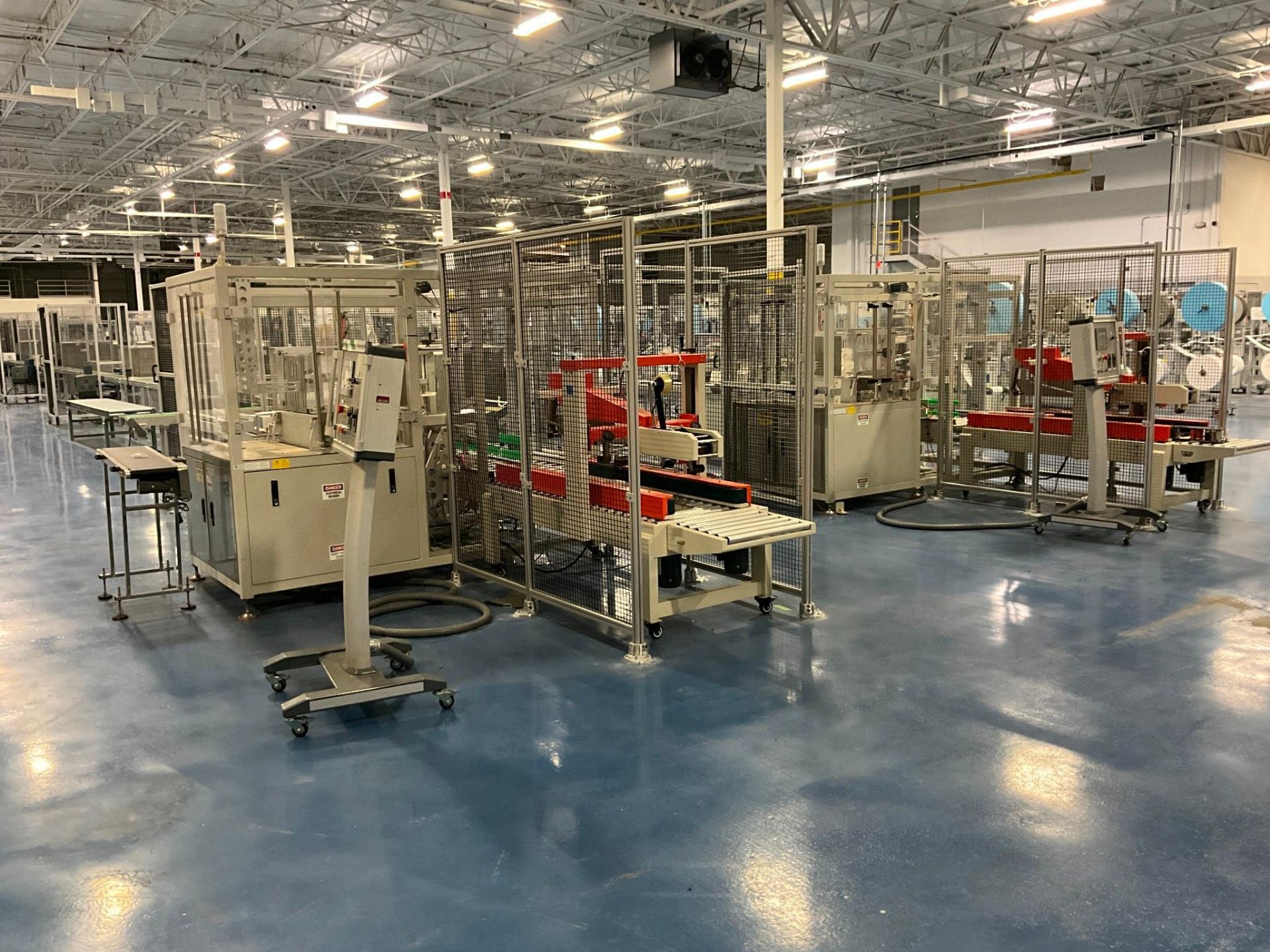 (6)2020 KYD AUTOMATIC MASK MACHINE WITH ROLL BACK, CUTTER, EARLOOP ...