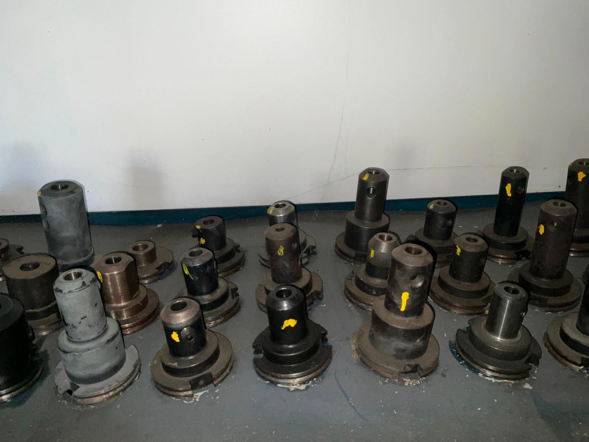 LOT OF MILLING TOOL HOLDERS - Image 18 of 22