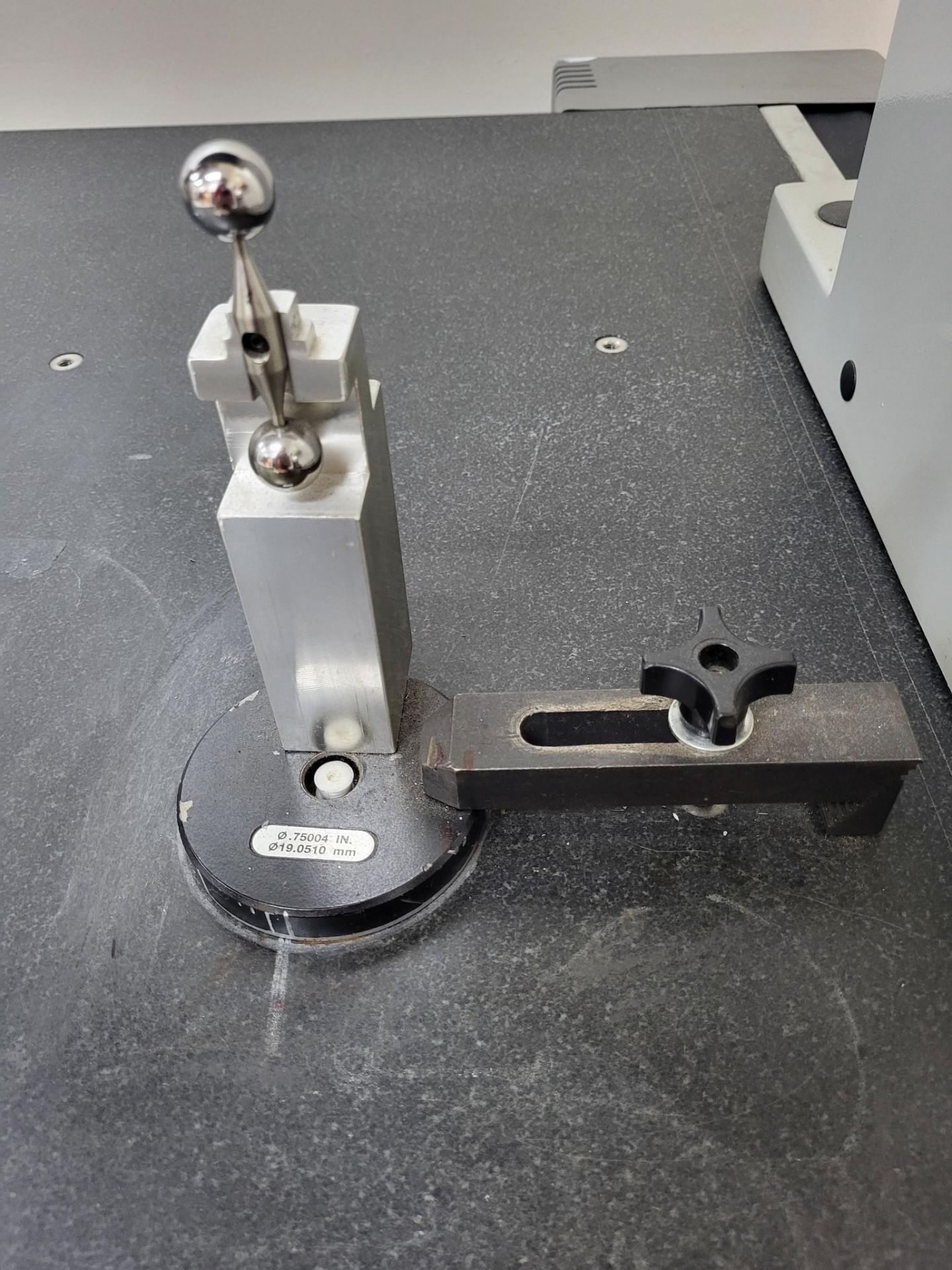 BROWN & SHARPE MISTRAL 775 COORDINATE MEASURING MACHINE, 2001 - Bild 7 aus 17