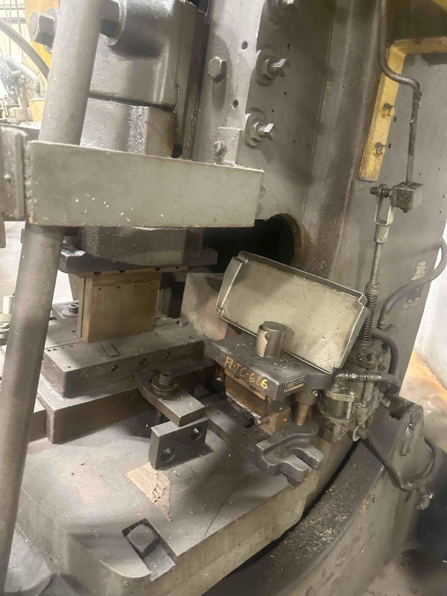 65 TON WALSH OBI PRESS - Image 15 of 17